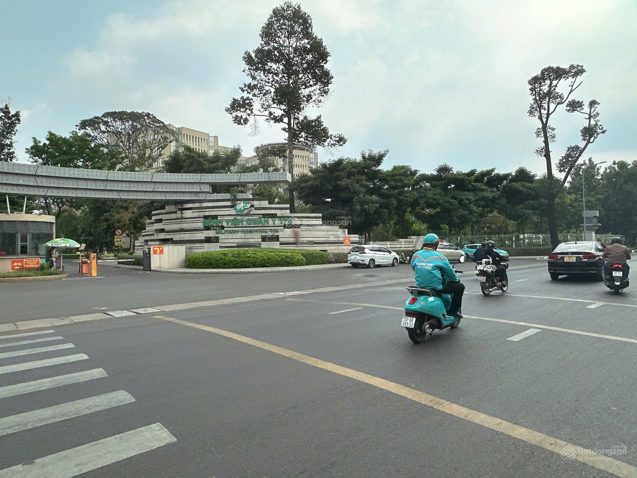 Bán nhà MTKD đa nghề ngang 7m có hầm Lê Đức Thọ P7 126m2 4 lầu ngay chợ Căn Cứ chỉ 26 tỷ.