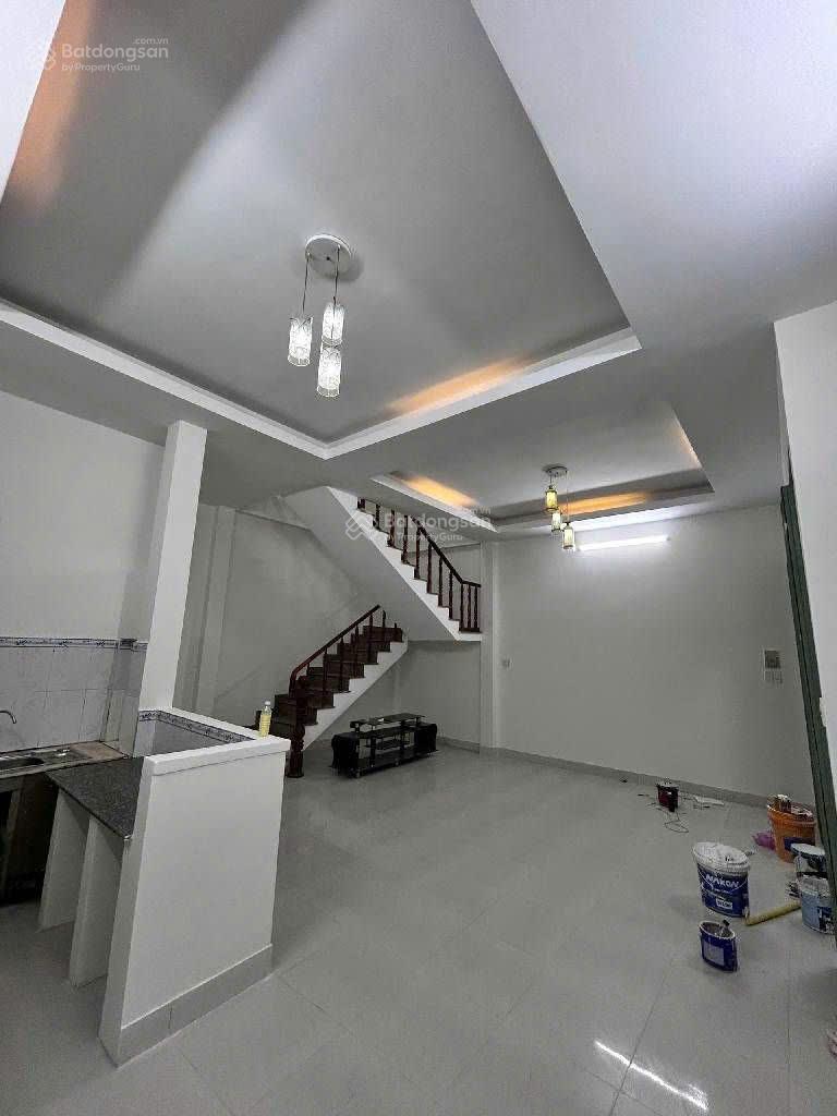 BÁN NHÀ SÁT TÊN LỬA 7,5 X 8M 2 TẦNG NHỈNH 4 TỶ