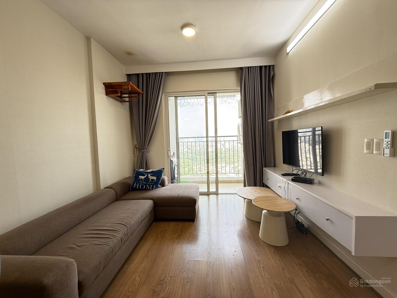 Thuê Galaxy 9 2PN 2WC 75m2 ban công view sông thoáng lầu cao quận 4 sát Q1 Q3 LH 0775 924 ***