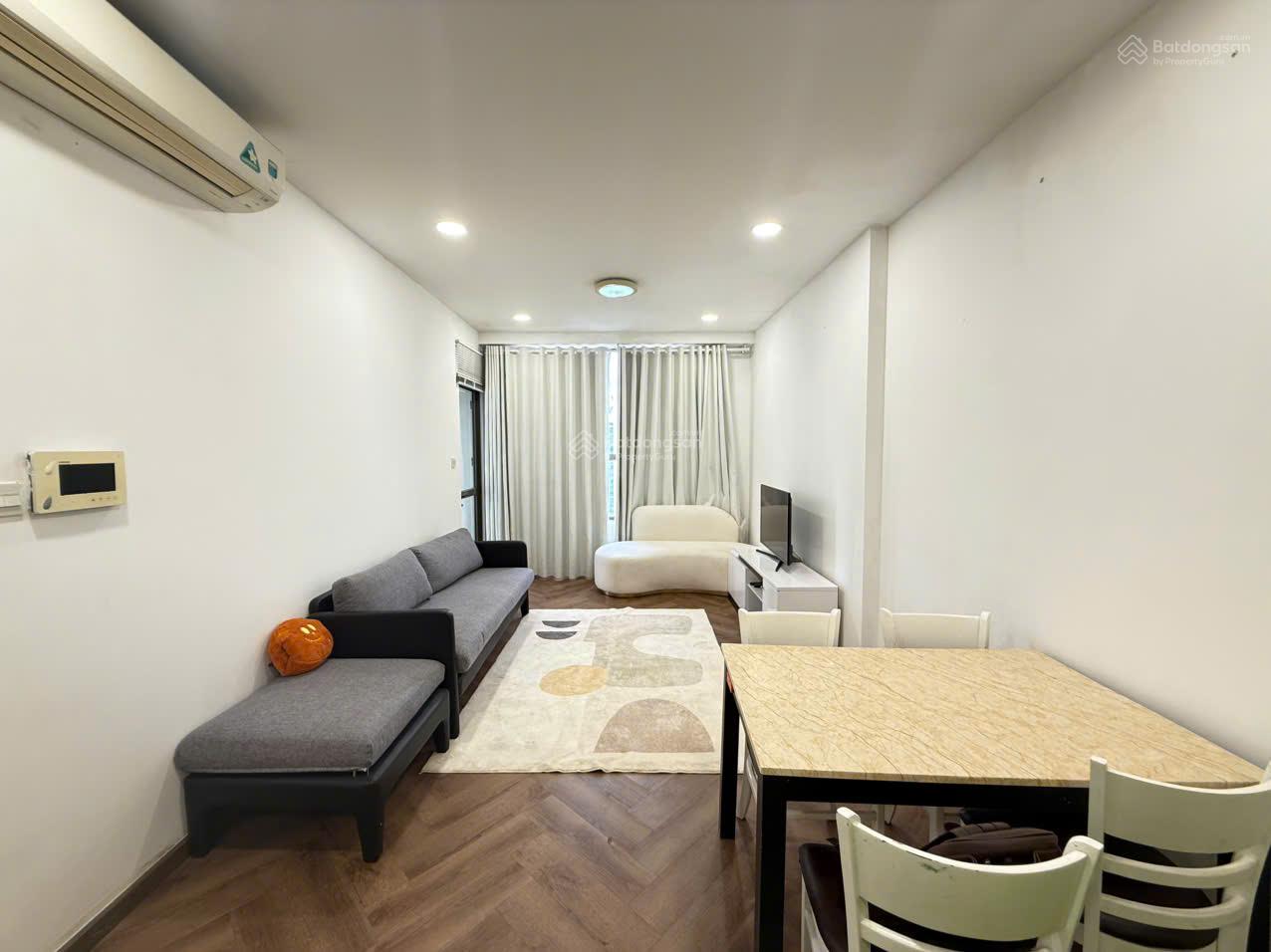 Thuê chung cư ICON 56 75m2 2PN 2WC nội thất gỗ cao cấp view sông ngay quận 4 sát Q1 LH 0775 924 ***