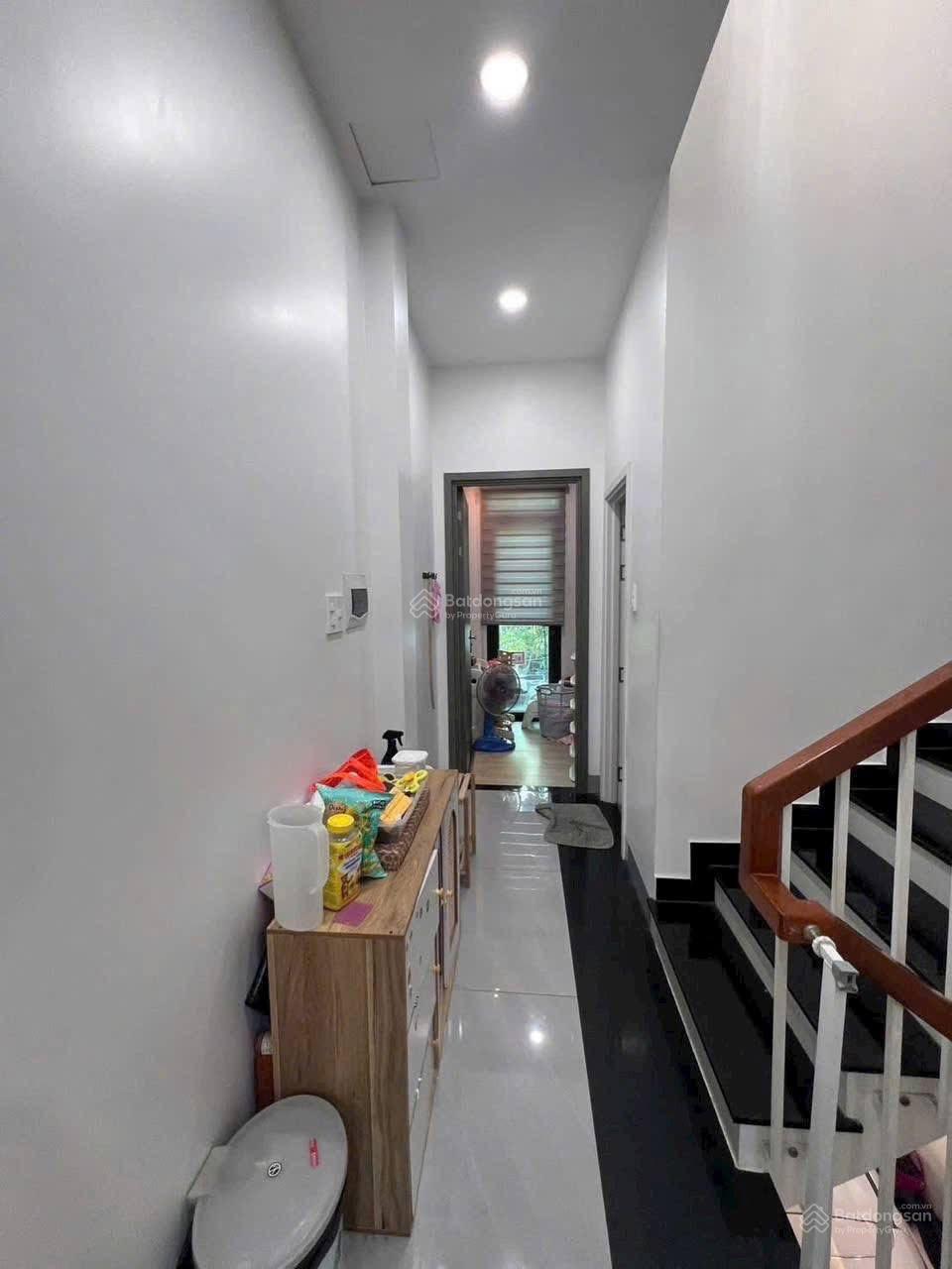 Chính chủ bán nhà 3 tầng- 54m2 - 3pn3wc - Hẻm thông xe tải - 50m ra Phạm Văn Đồng - 7ty100 T.lượng Chính chủ bán nhà 3 tầng- 54m2 - 3pn3wc - Hẻm thông xe tải - 50m ra Phạm Văn Đồng - 7ty100 T.lượng