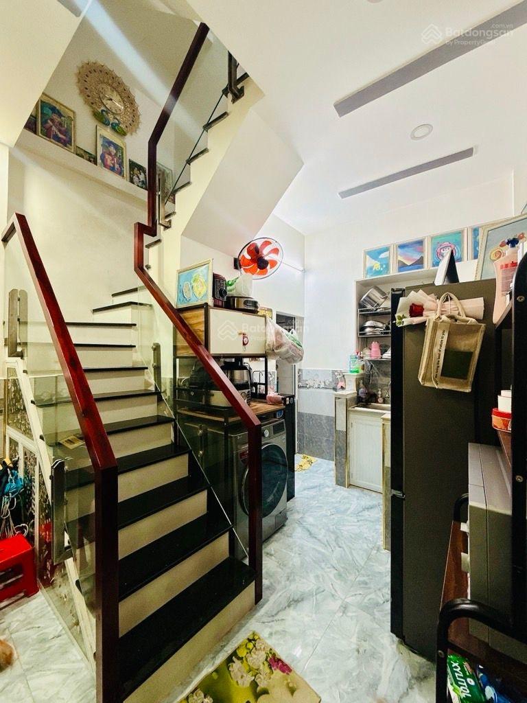 Tài chính 3 tỷ hơn có ngay nhà Đ. Đoàn Văn Bơ, đi nhiều hướng Xóm Chiếu - Tôn Đản, Khánh Hội Tài chính 3 tỷ hơn có ngay nhà Đ. Đoàn Văn Bơ, đi nhiều hướng Xóm Chiếu - Tôn Đản, Khánh Hội