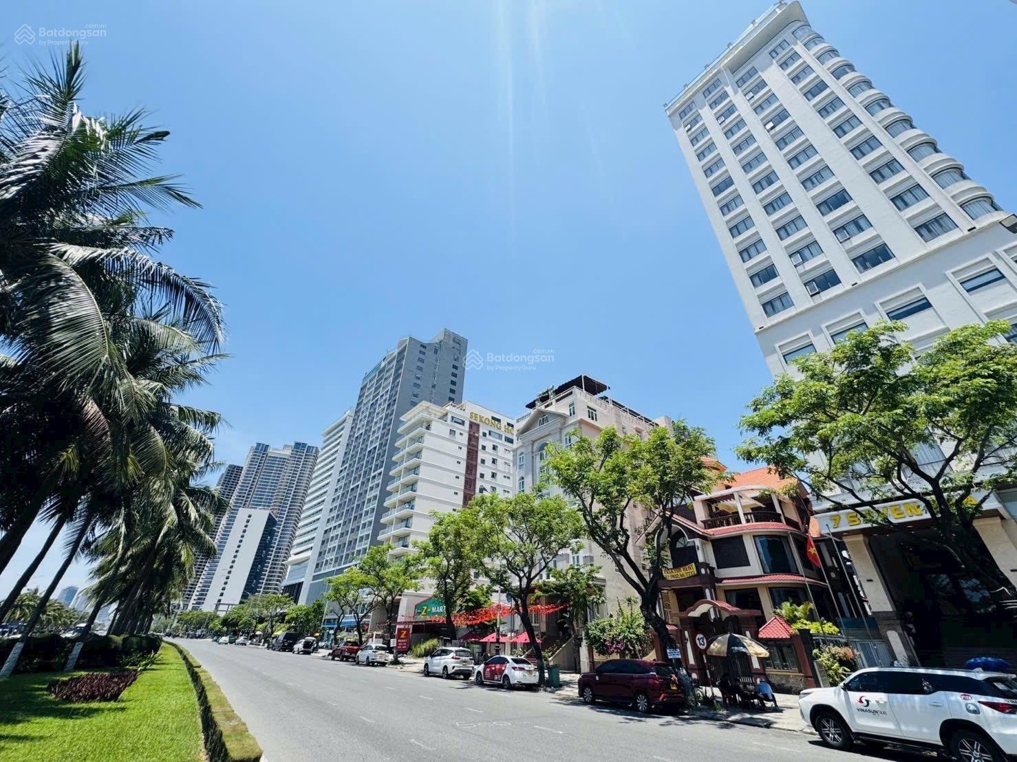 Ngay bến du thuyền sông Hàn, 100m2, mặt tiền Lý Nhật Quang vuông vức chỉ 10.7 tỷ Sơn Trà.