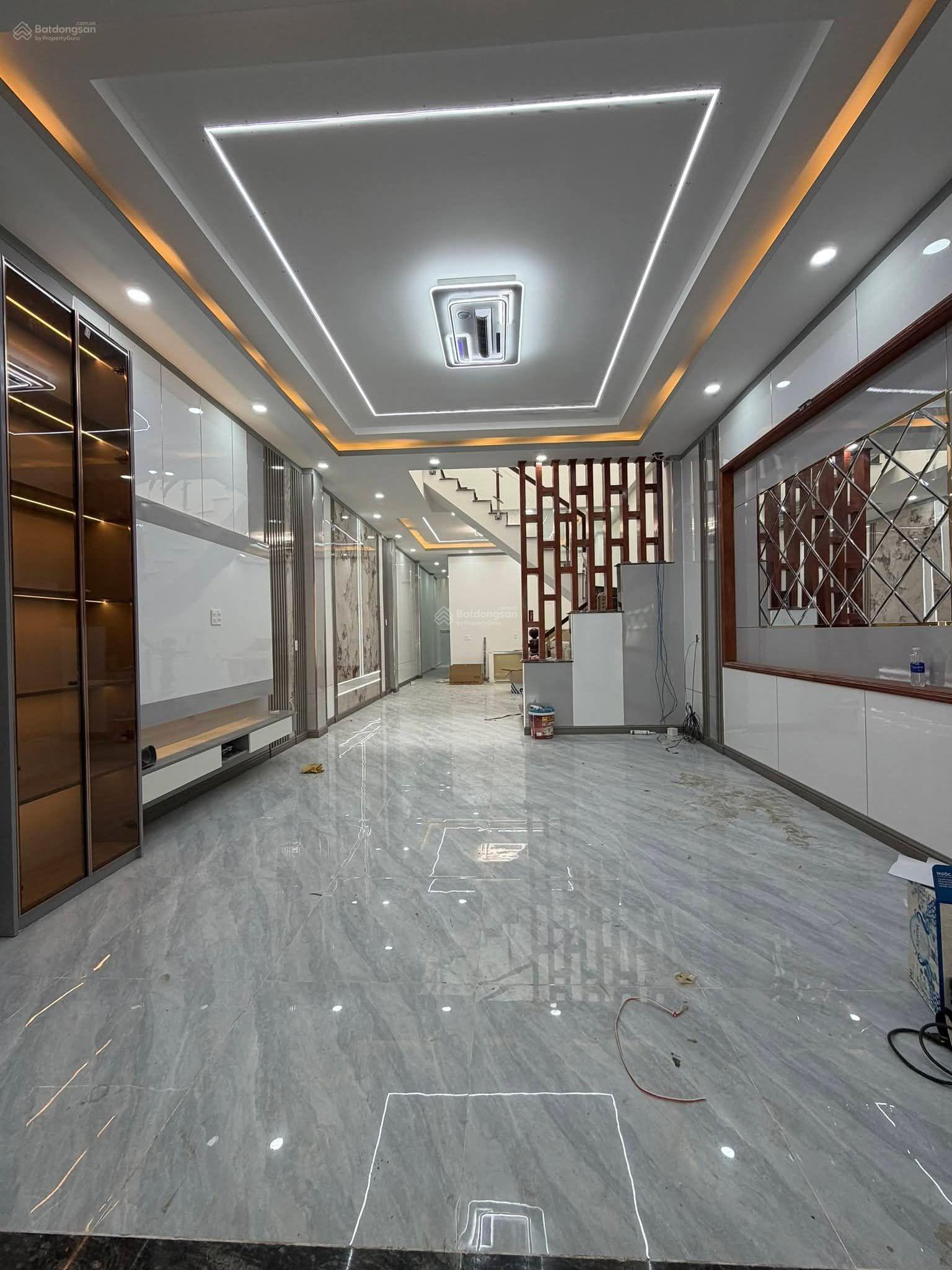 Nhà phố mặt tiền Liên Huyện gần chợ Phú An phường Tân Đông Hiệp, TP HCM