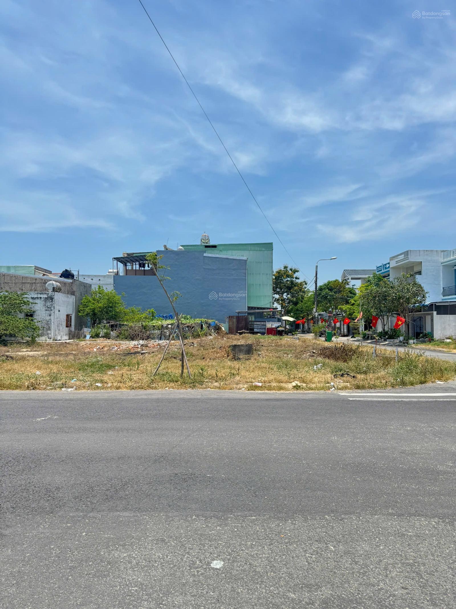 Bán 3 lô đất liền kề Sát Biển MT đường 10m5 Nguyễn Thần Hiến,Khu Hòa Hải, Ngũ Hành Sơn.