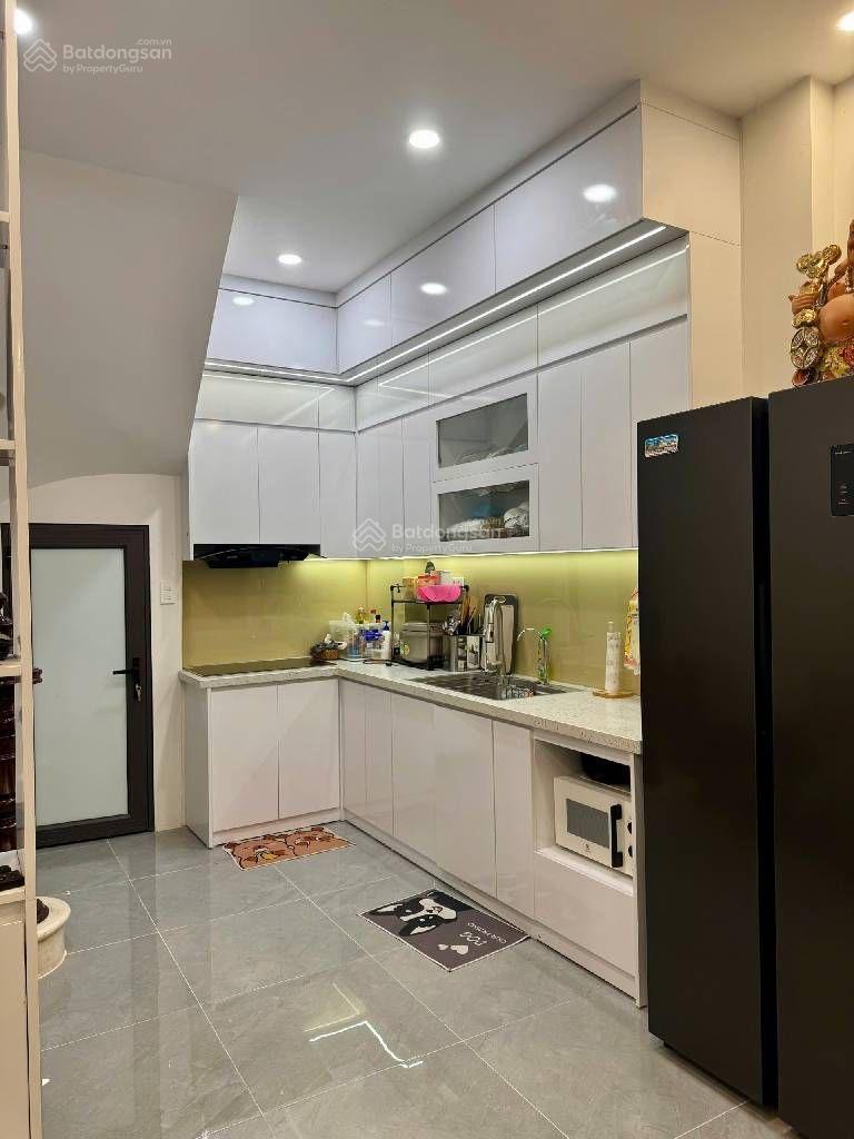 NHỈNH 8 TỶ SỞ HỮU NHÀ ĐẸP FULL NỘI THẤT HIỆN ĐẠI- THỂ DỤC HỒ TÂY-NGÕ Ô TÔ- THÔNG DT 38 M2