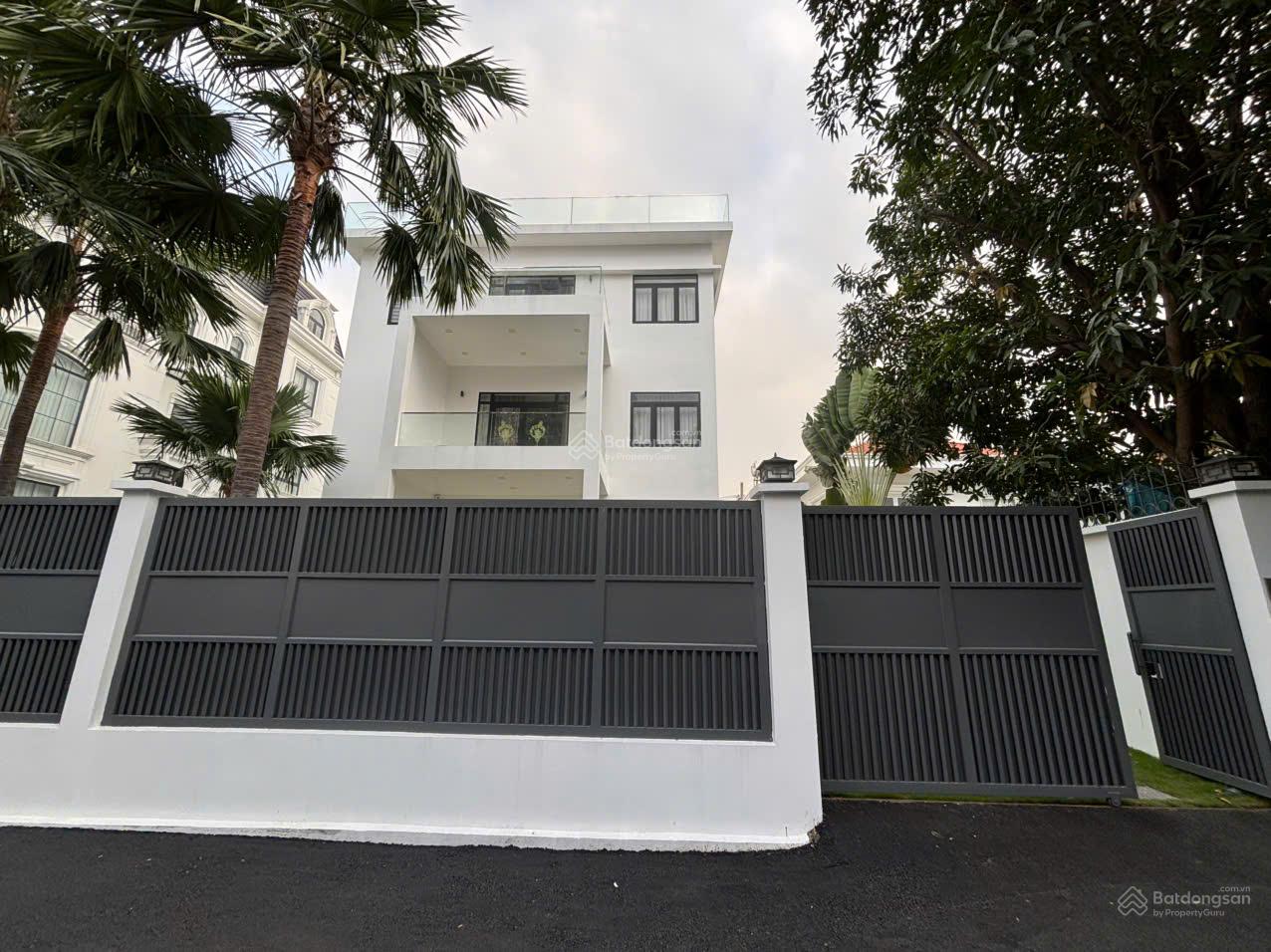 BÁN BIỆT THỰ KHU THẢO ĐIỀN - NGANG 17m - 3 TẦNG - HĐT 5.500 USD - CN 496m2 - GIÁ SIÊU RẺ