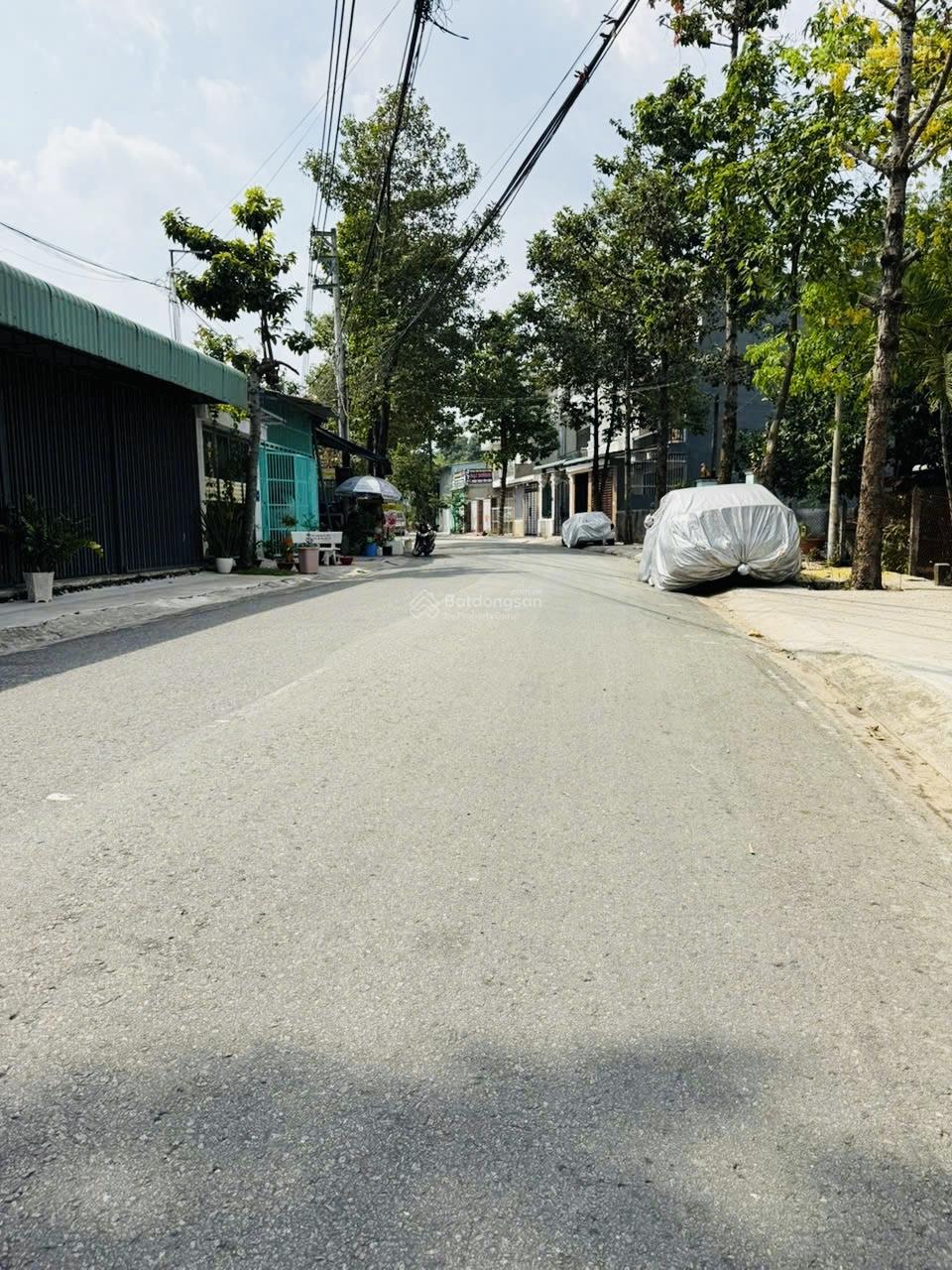 #4 Tỷ xx_ĐẤT DX065-ĐỊNH HÒA-279M2
NGỘP BANK_DT 6.5 x 43 -Thổ cư:80m2.CÓ GIÁ THƯƠNG LƯỢNG TỐT #4 Tỷ xx_ĐẤT DX065-ĐỊNH HÒA-279M2
NGỘP BANK_DT 6.5 x 43 -Thổ cư:80m2.CÓ GIÁ THƯƠNG LƯỢNG TỐT