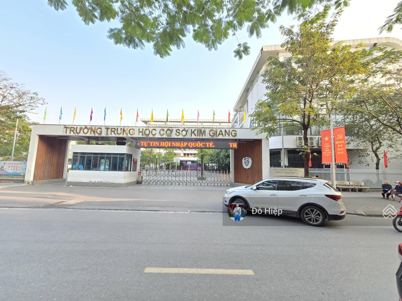 Bán nhà phố Hoàng Đạo Thành 63m², lô góc 2 mặt thoáng, ô tô tránh, Thanh Xuân