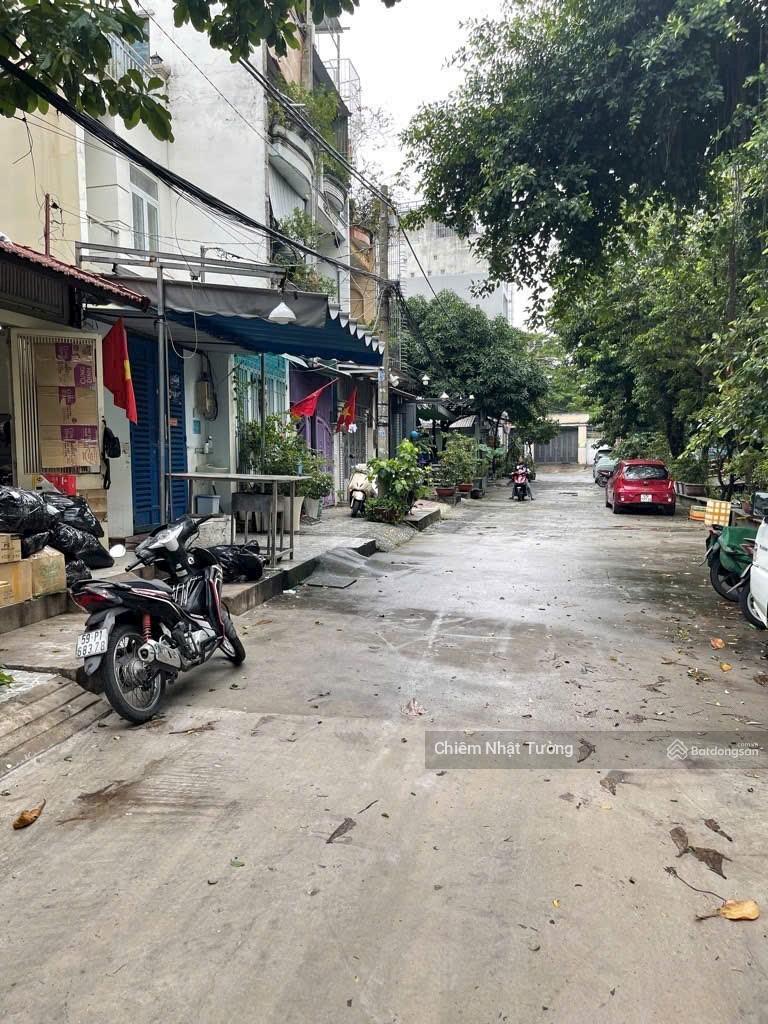 Nhà bán hẻm xe hơi đỗ cửa, 5 tầng kiên cố, 40m2, hoàn công đủ, đường 3/2, Q10 Nhà bán hẻm xe hơi đỗ cửa, 5 tầng kiên cố, 40m2, hoàn công đủ, đường 3/2, Q10