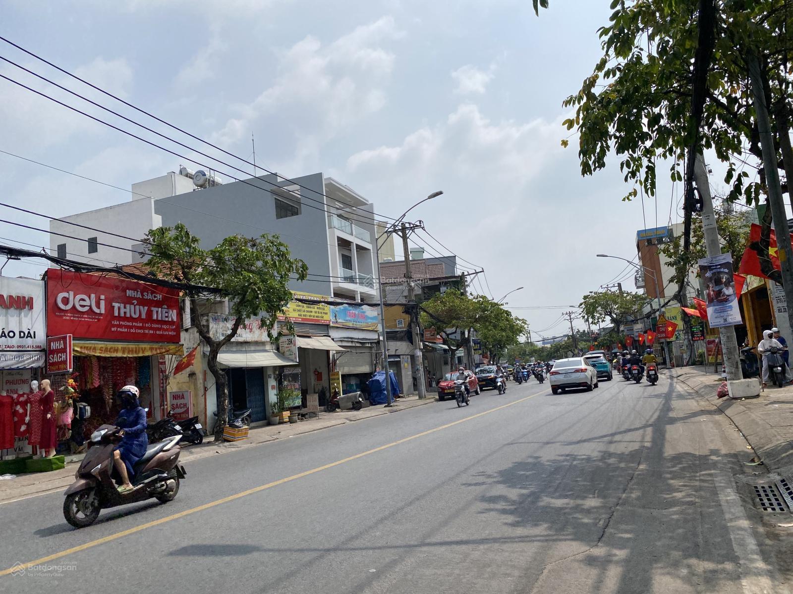 Bán nhà C4 đoạn đẹp 8x50m MT Đặng Văn Bi, giá 52 tỷ