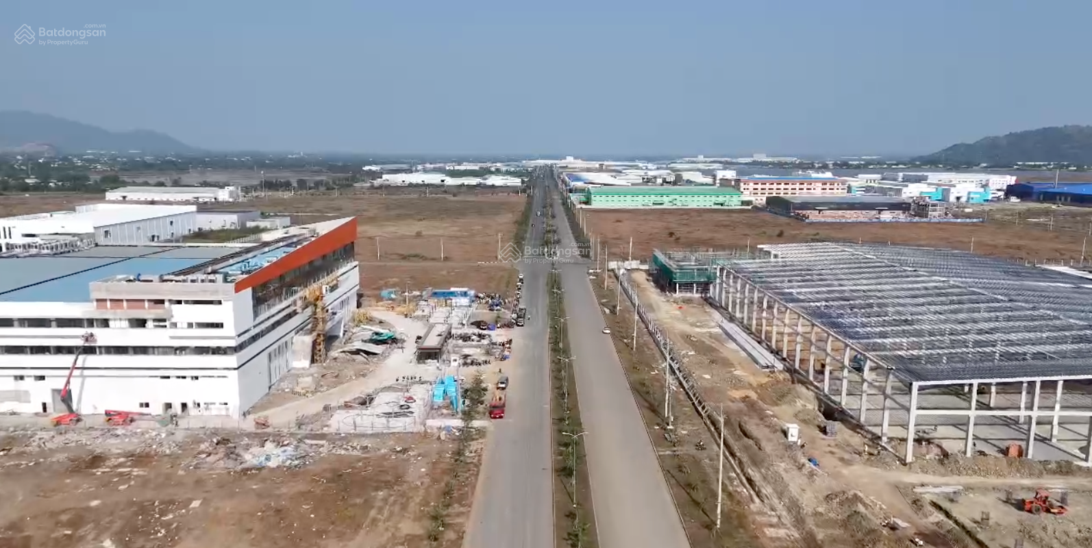 Duy nhất 1 lô trục chính Lan Anh giá cực tốt, đối diện KCN Sonadezi, sổ sẵn