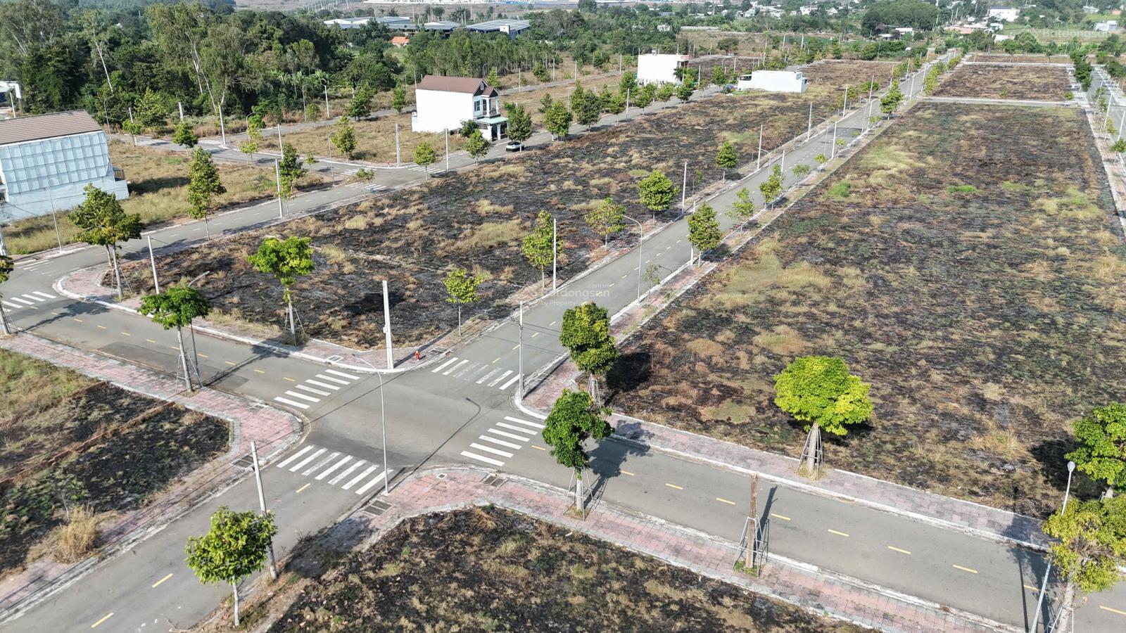 Duy nhất 1 lô trục chính Lan Anh giá cực tốt, đối diện KCN Sonadezi, sổ sẵn