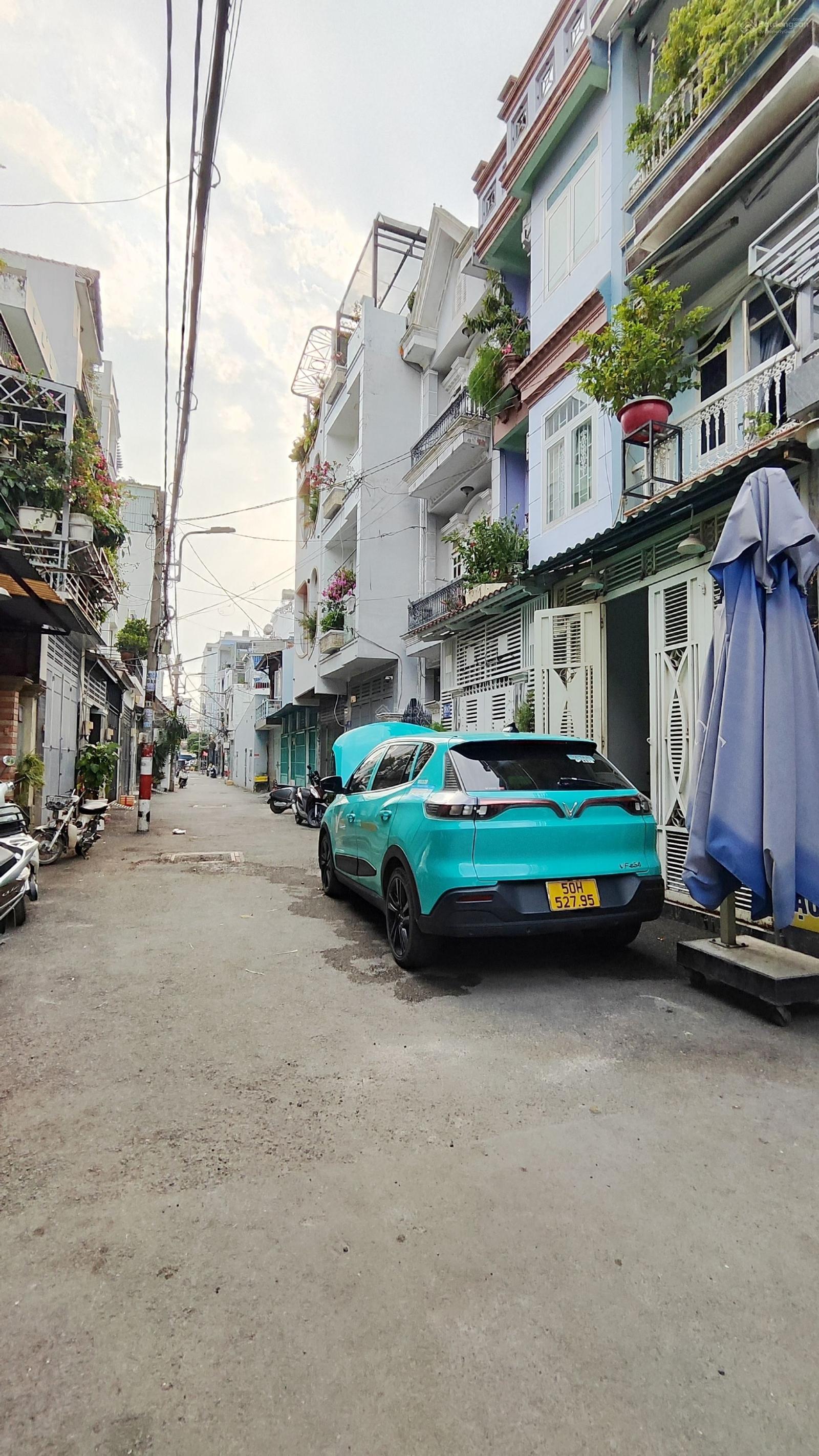 Nhà đẹp xây mới giá tốt. 5Tầng 60m2, gần Emart, đg Quang Trung, P14, Gò Vấp. Xe hơi vào nhà. 8ty6