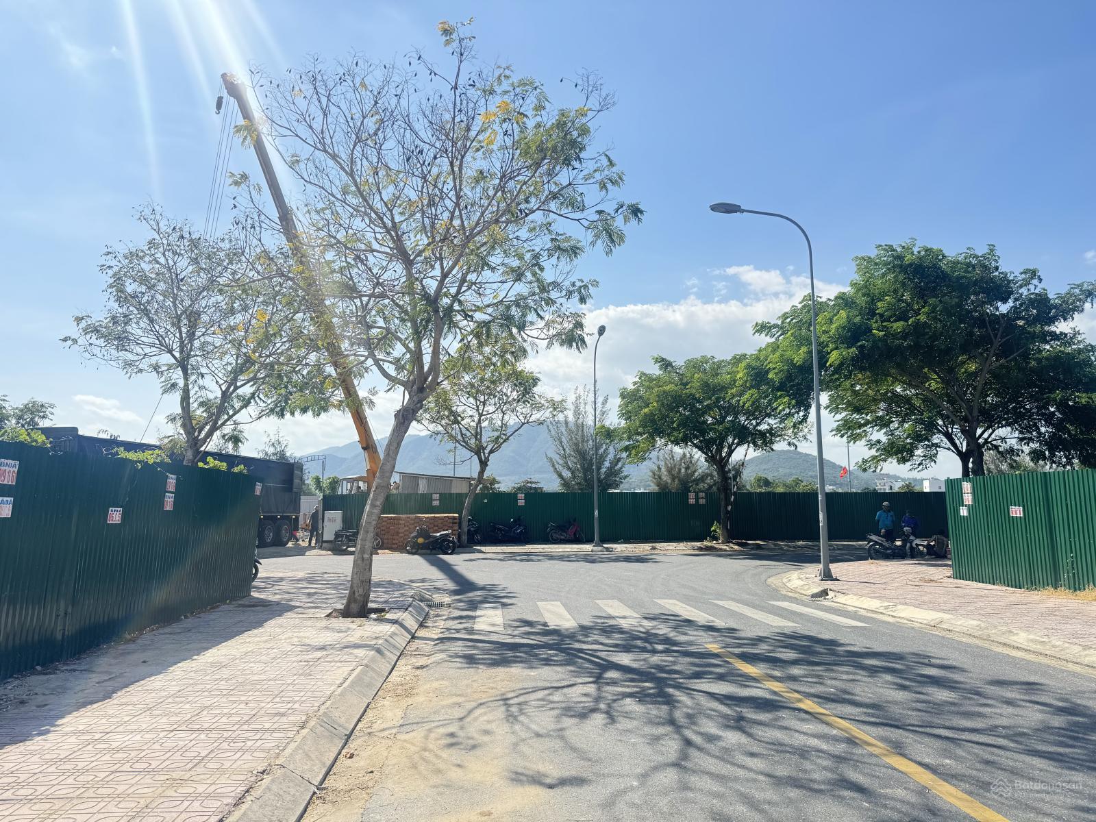 BÁN NHÀ 4 TẦNG KDT HÀ QUANG 1 NHA TRANG GIÁ 8 TỶ CHỈ BÁN TRƯỚC TẾT BÁN NHÀ 4 TẦNG KDT HÀ QUANG 1 NHA TRANG GIÁ 8 TỶ CHỈ BÁN TRƯỚC TẾT