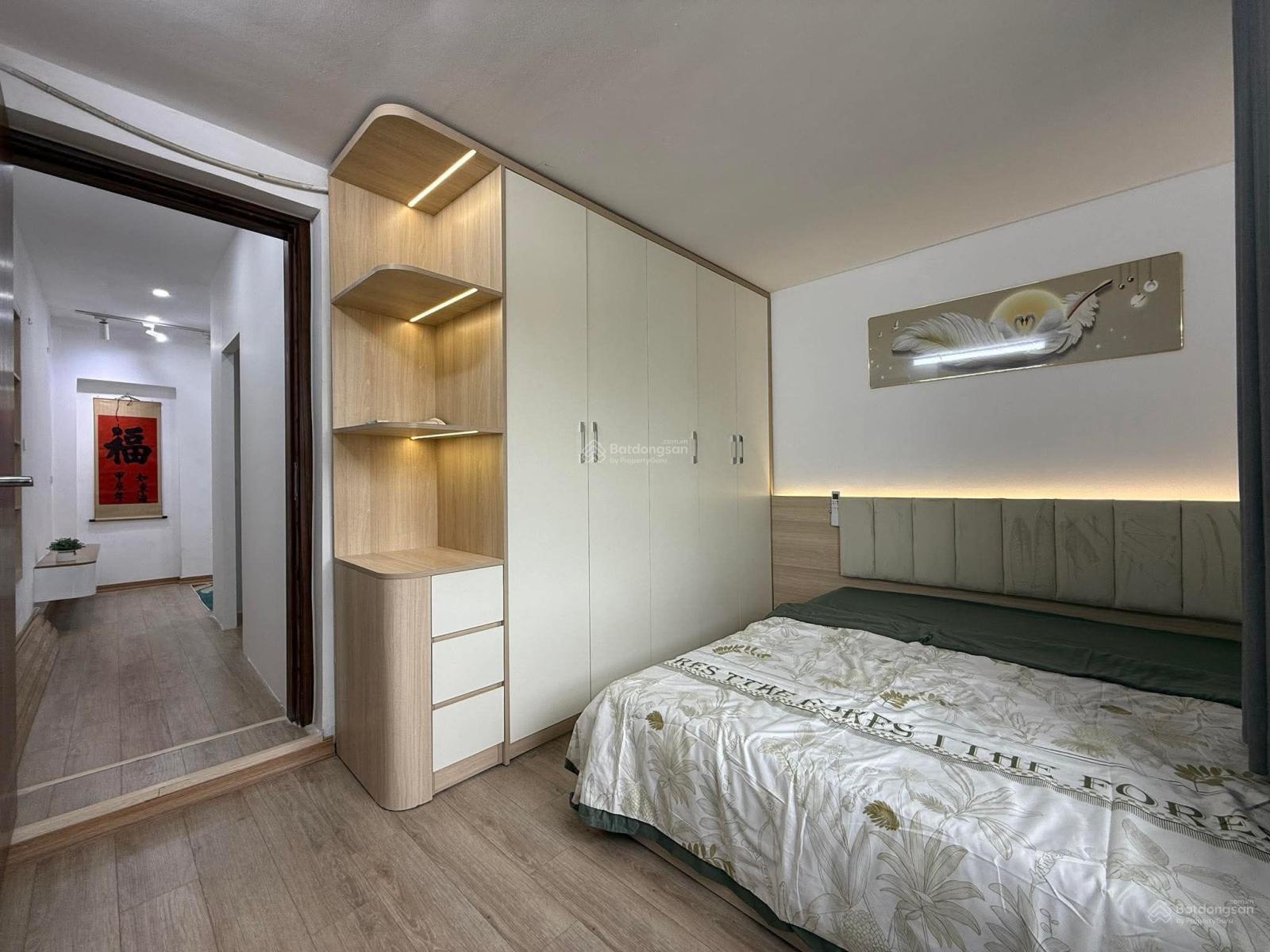 Trung tâm ĐH Bách Khoa - Xây Dựng - KTQD - Căn hộ 2PN 1WC - 55m2 - sổ đỏ chính chủ - Giá 3.85 tỷ