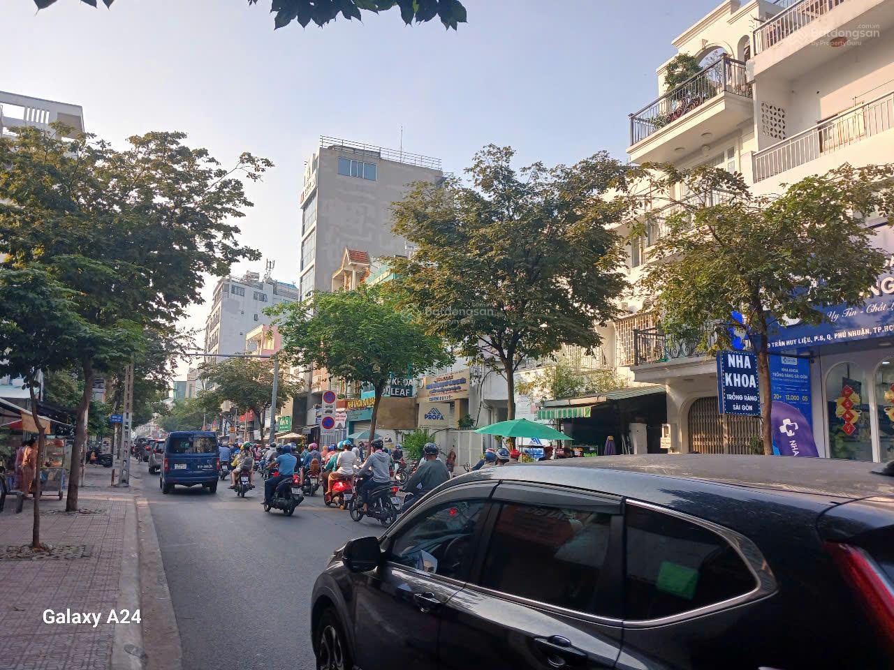 MẶT TIỀN KINH DOANH TRUNG TÂM QUẬN PHÚ NHUẬN - 7 TẦNG- THANG MÁY- DÒNG TIỀN-261m2- 23 TỶ TL