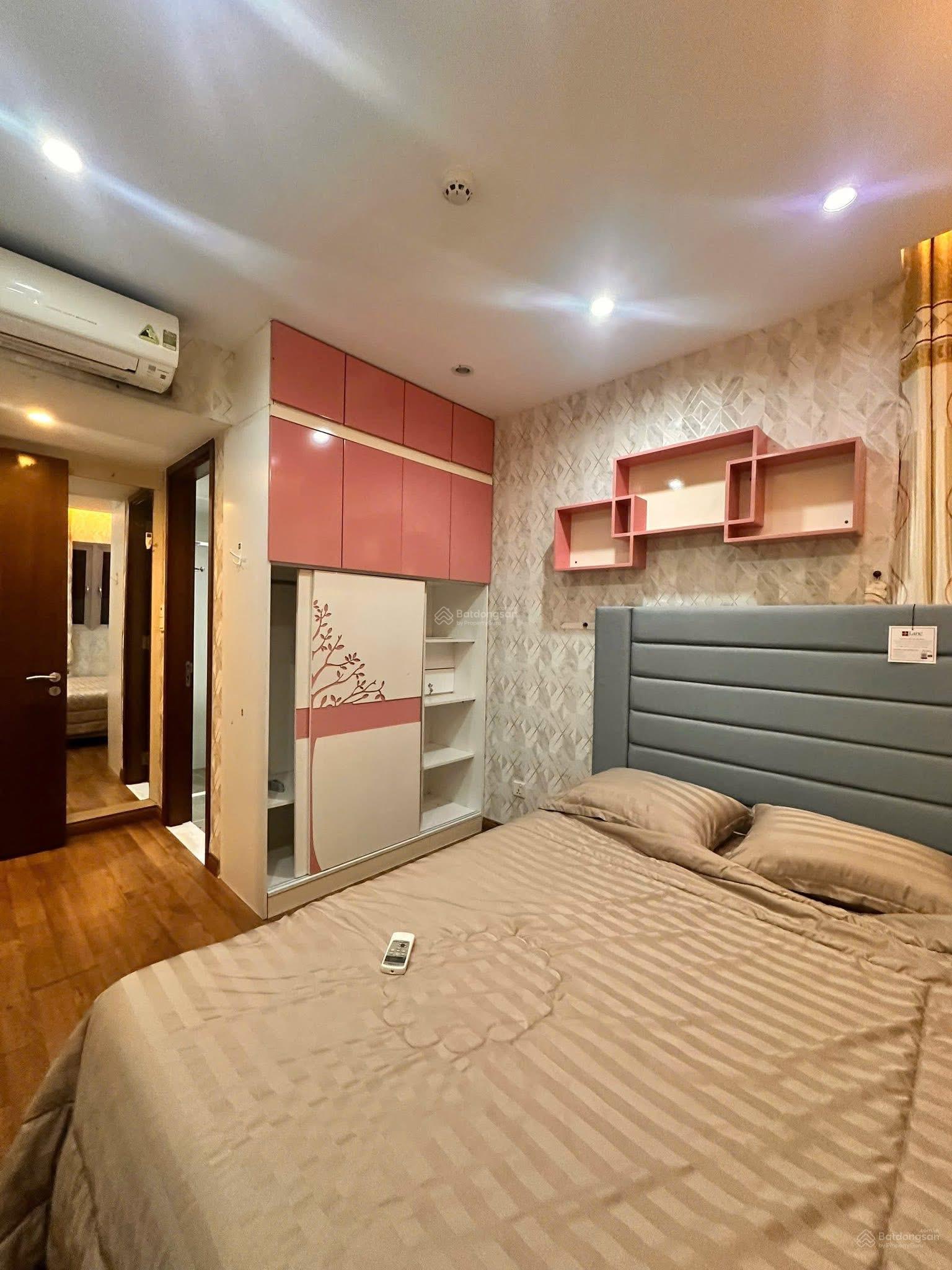 Chính chủ bán căn hộ 3Pn2wc Khu ruby nhà có balcony và sân phơi rông view công viên Chính chủ bán căn hộ 3Pn2wc Khu ruby nhà có balcony và sân phơi rông view công viên