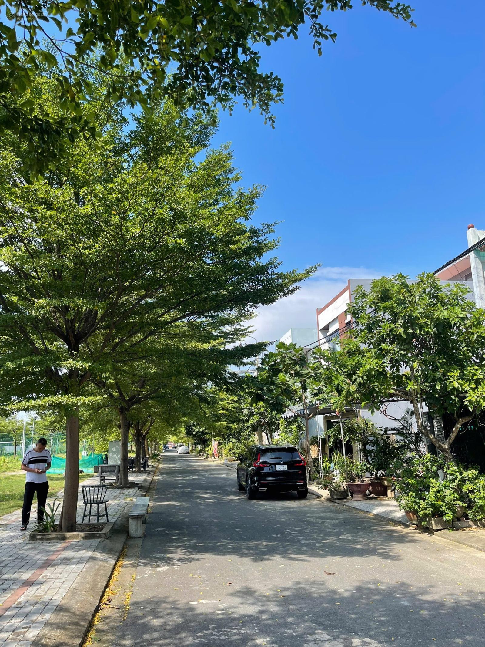 Bán đất tặng nhà c4 View Công viên trung tâm đường Vùng Trung 12 , KĐT Phú Mỹ An