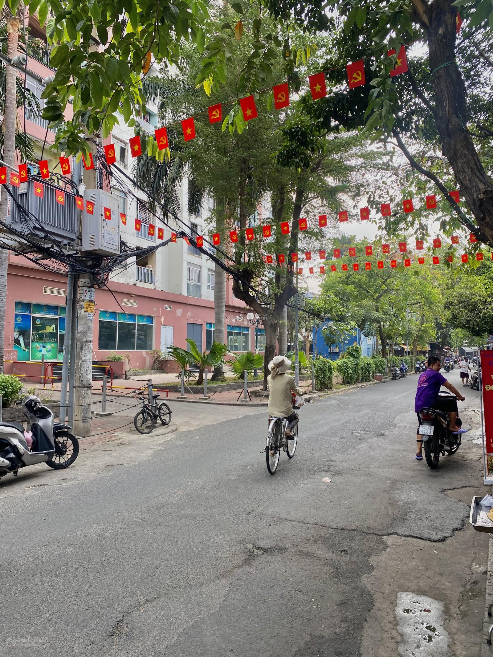 Hẻm ô tô thông 1 trục Thống Nhất, hàng xóm Cityland ParkHills, nhà 3 tầng giá 10,3 tỷ