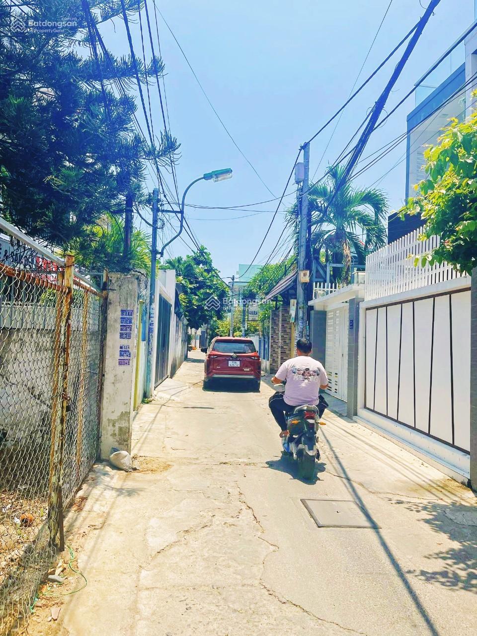 CHỈ 10 TỶ SỞ HỮU LÔ ĐẤT ĐẸP GẦN BIỂN, HẺM 62 ĐẶNG TẤT CÁCH BÃI TẮM HÒN CHỒNG CHỈ 300MET/ 0931 800 ***