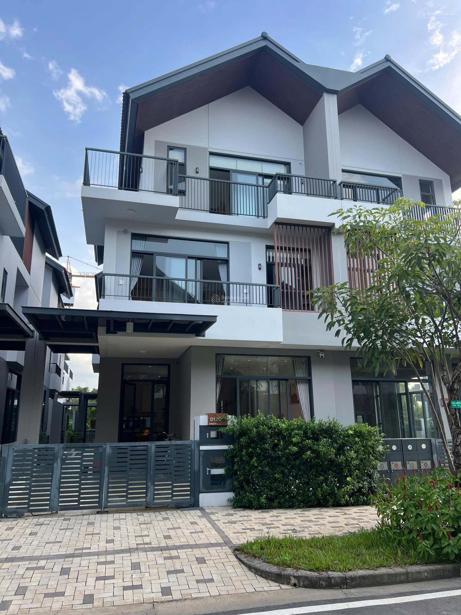 Bán biệt thự tại Khu đô thị ID Junction, 7,6 tỷ, 105m2, giá ưu đãi hot!