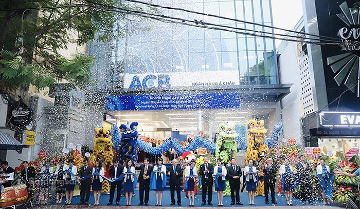 Bán nhà MT Lũy Bán Bích - DT: 13*28m Cn370 - 5 tầng HĐT 300tr/th - 70 tỷ