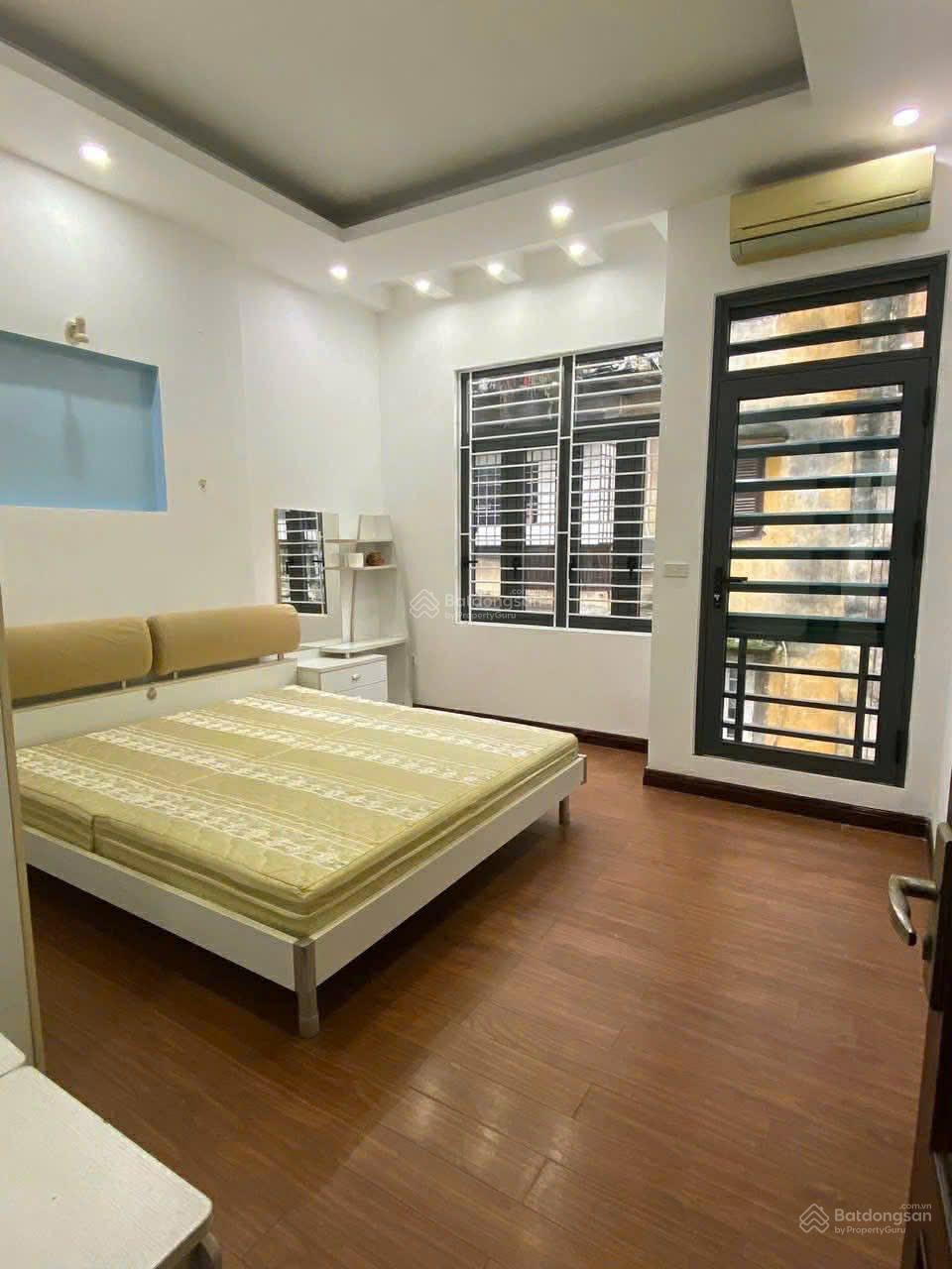 Cho thuê nhà riêng phân lô Quan Nhân, DT 65m²x 5T, 6PN, nội thất cơ bản ở gđ, kd online. Giá 17tr