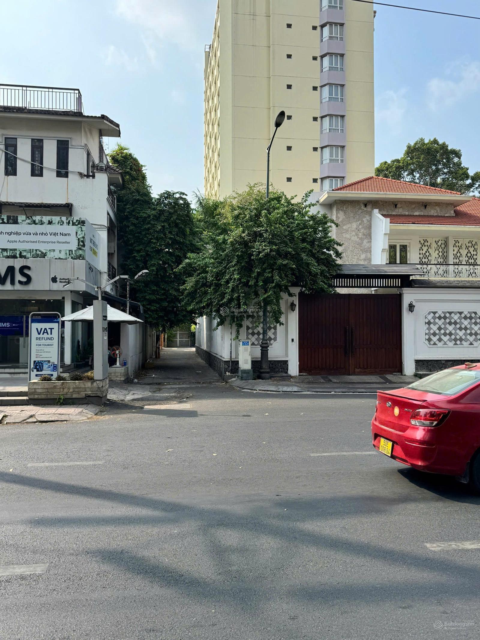 Bán nhà Điện Biên Phủ Q3 - Góc 2MT Điện Biên Phủ 10*24m - 3 tầng - Giá 70 tỷ