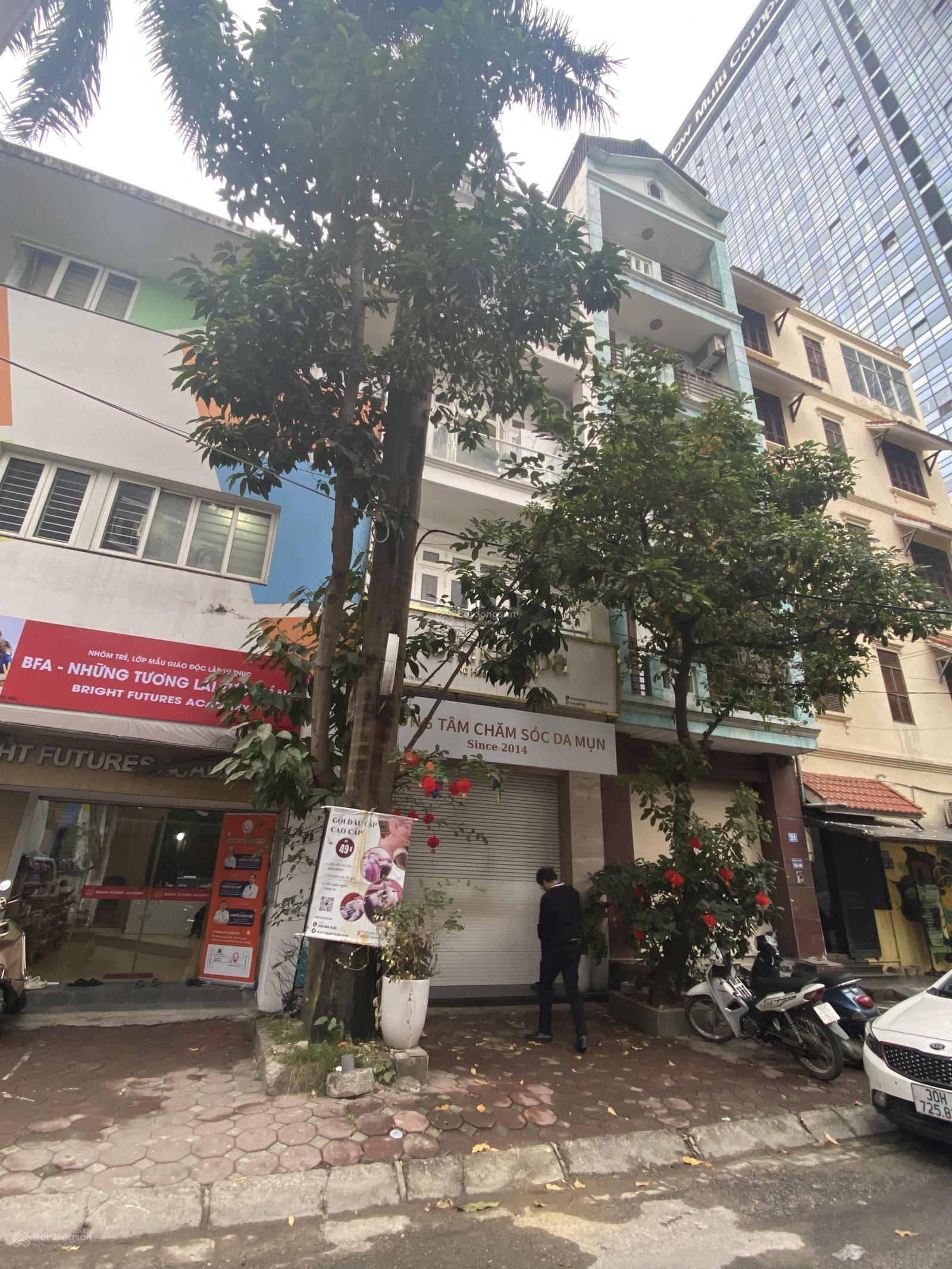 Cho thuê nhà nguyên căn Trung Kính, Cầu Giấy. DT 81m2, 4 tầng, mt 5m. Ngõ oto. Giá 27 tr(thg)