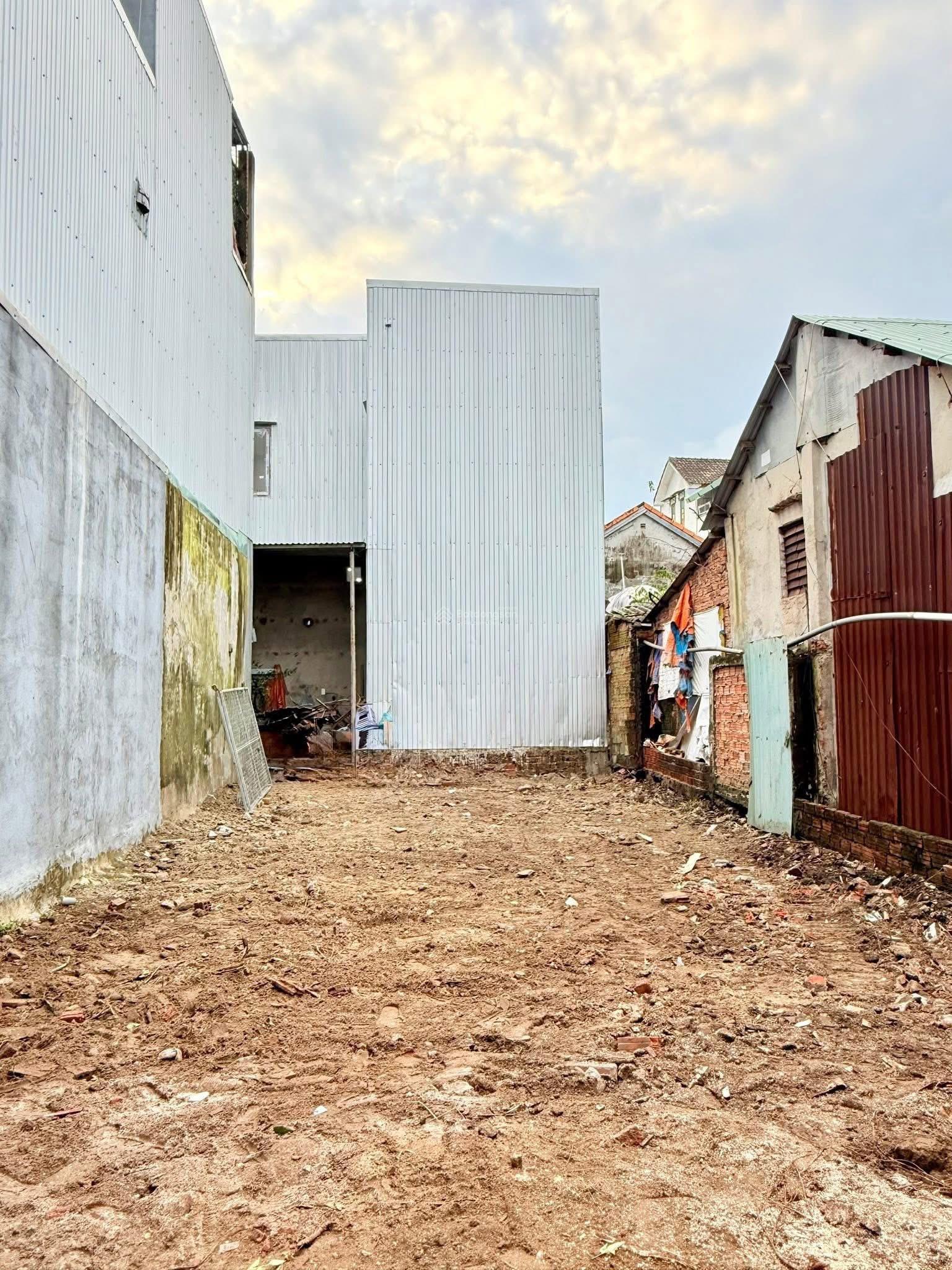 Bán đất kiệt ô tô Nam Cao, kiệt đẹp, đầy đủ tiện ích . Lh 0935 110 ***