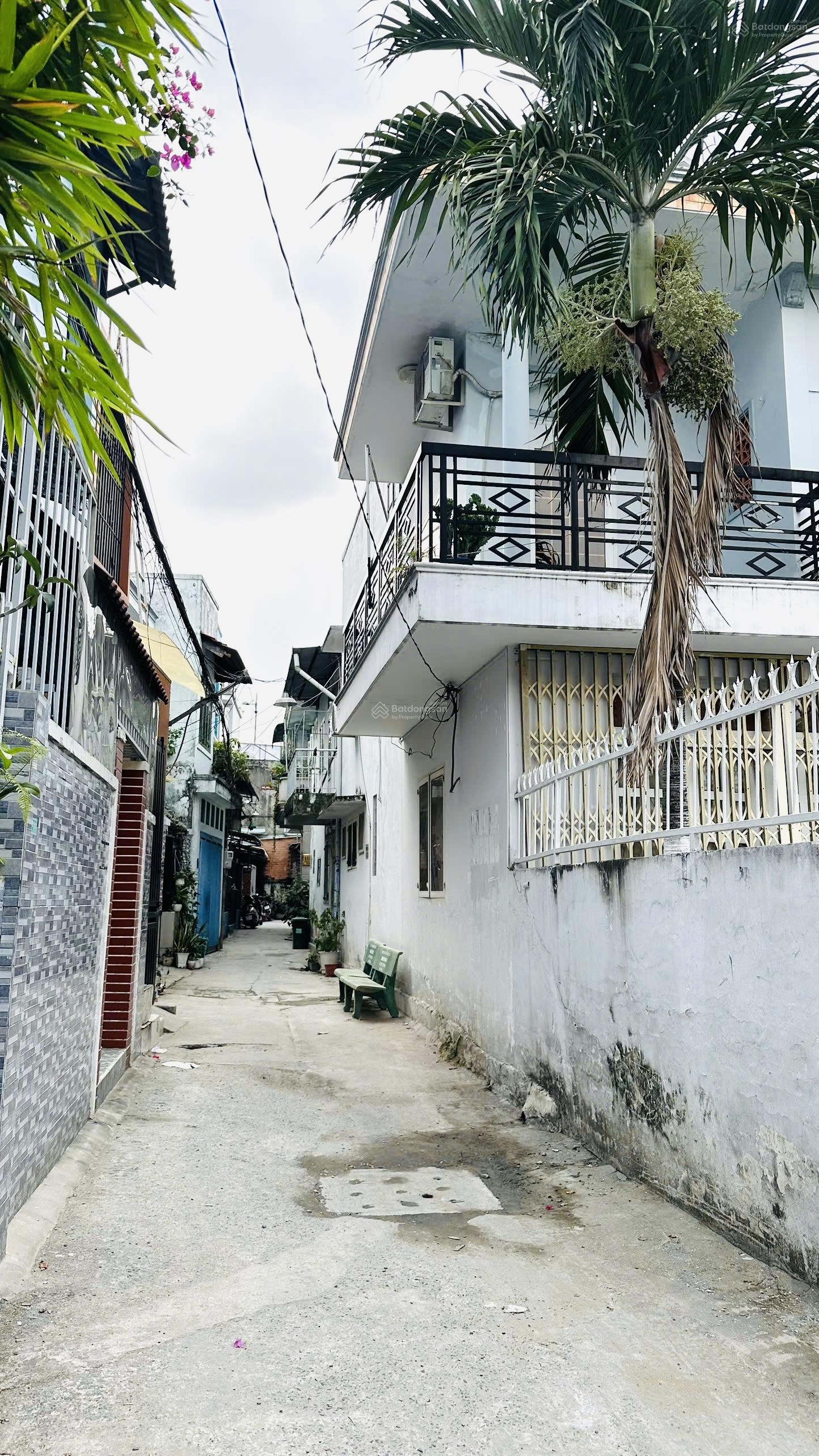 Nhà lầu hẻm ô tô con. Phạm văn đồng. Linh tây. Gần Tô Ngọc Vân. Đại học cảnh sát. Gần mặt tiền