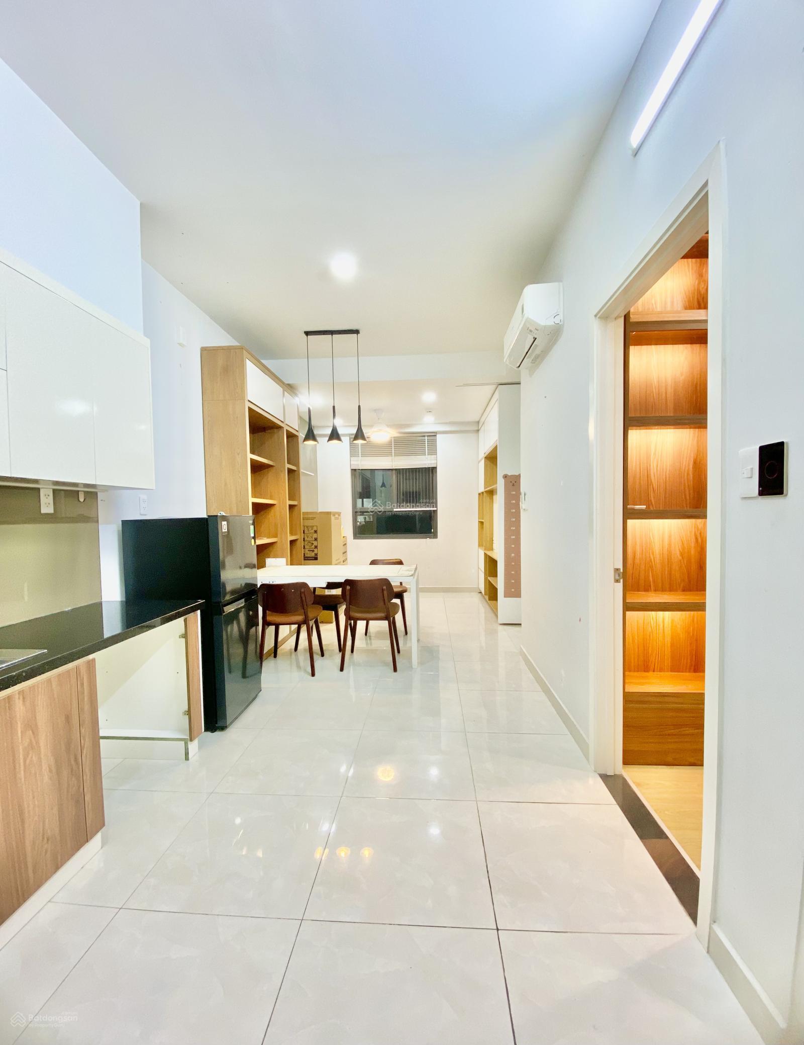 Cho thuê ở ngay căn 2PN Sài Gòn Intela, trống 5.5tr/tháng, sẵn nội thất từ 6tr/tháng.LH: 0903 042 ***