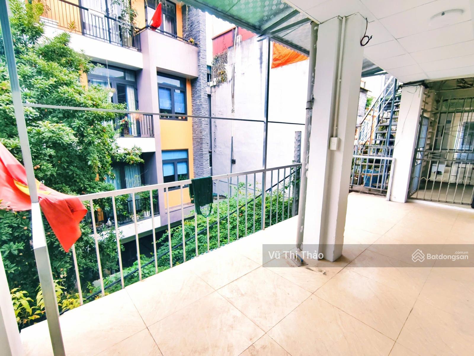 Chính chủ bán nhà tập thể Lạc Trung, Kim Ngưu, sổ 54m2, SD 75m2, đủ công năng, nhà mới, full đồ