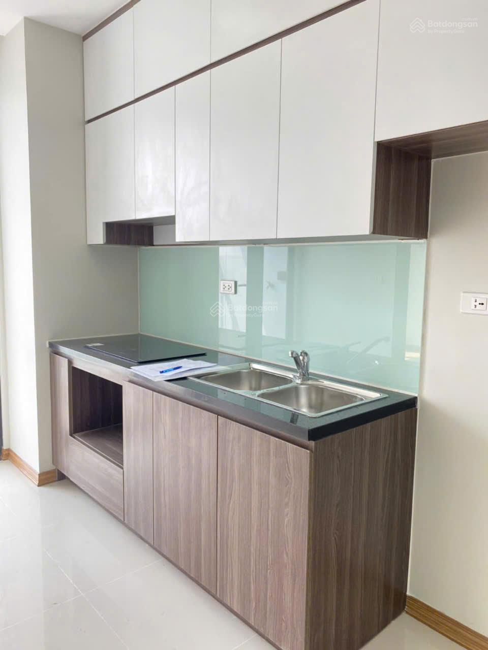 Bán căn hộ 2PN, 2WC tại Rose Town 79 Ngọc Hồi, giá ưu đãi 5,5 tỷ, 67 m2 Bán căn hộ 2PN, 2WC tại Rose Town 79 Ngọc Hồi, giá ưu đãi 5,5 tỷ, 67 m2