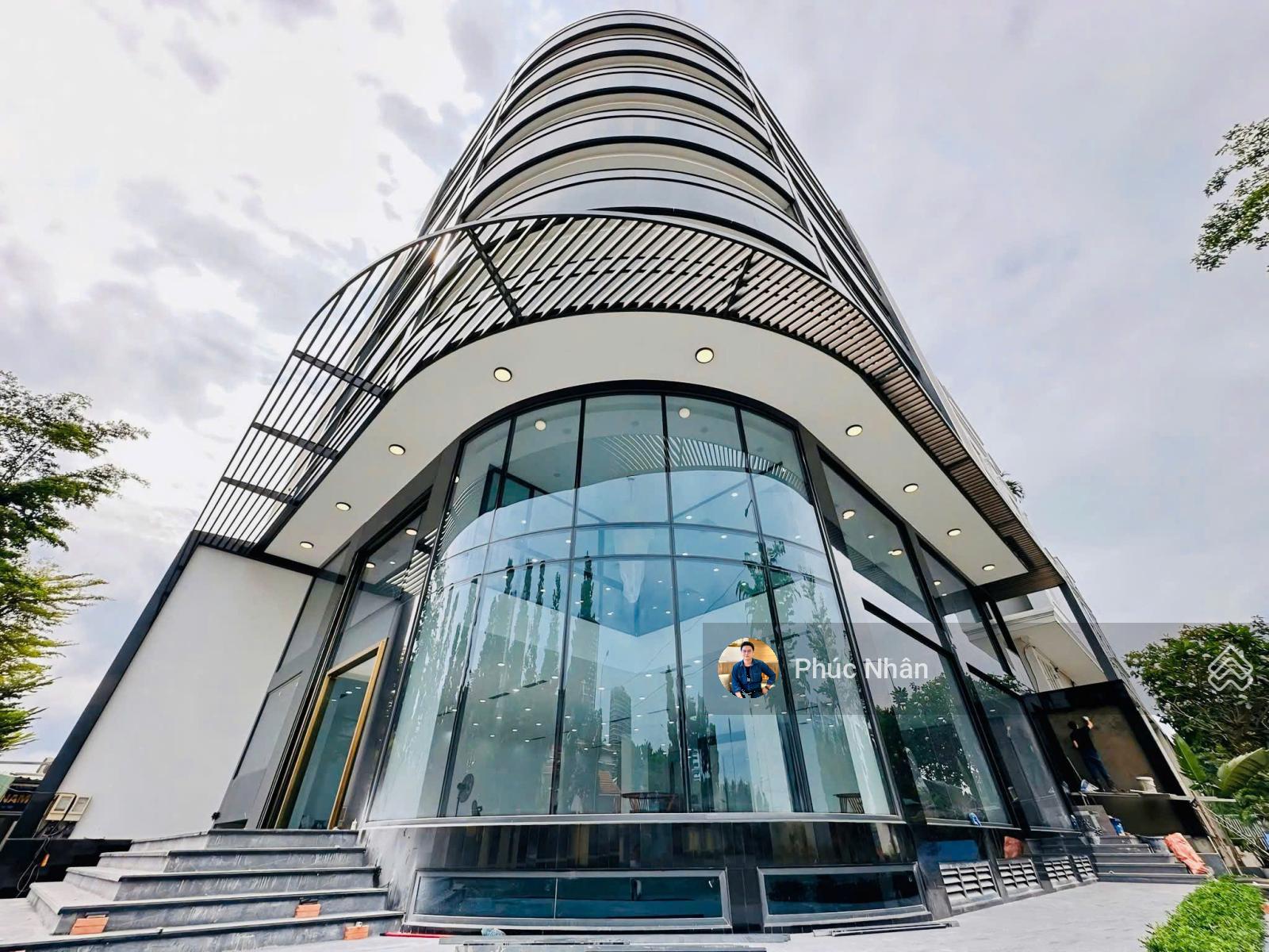 HOT!!! Tòa nhà Góc 2MT Nguyễn Thị Thập - Hoàng Trọng Mậu (Khu Him Lam) 9,5x20m, Hầm 6 Tầng - 67 tỷ