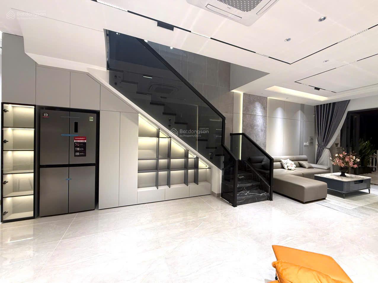 Cho thuê nhà nguyên căn 3 tầng 4PN - 4WC - Mỹ Gia, Nha Trang