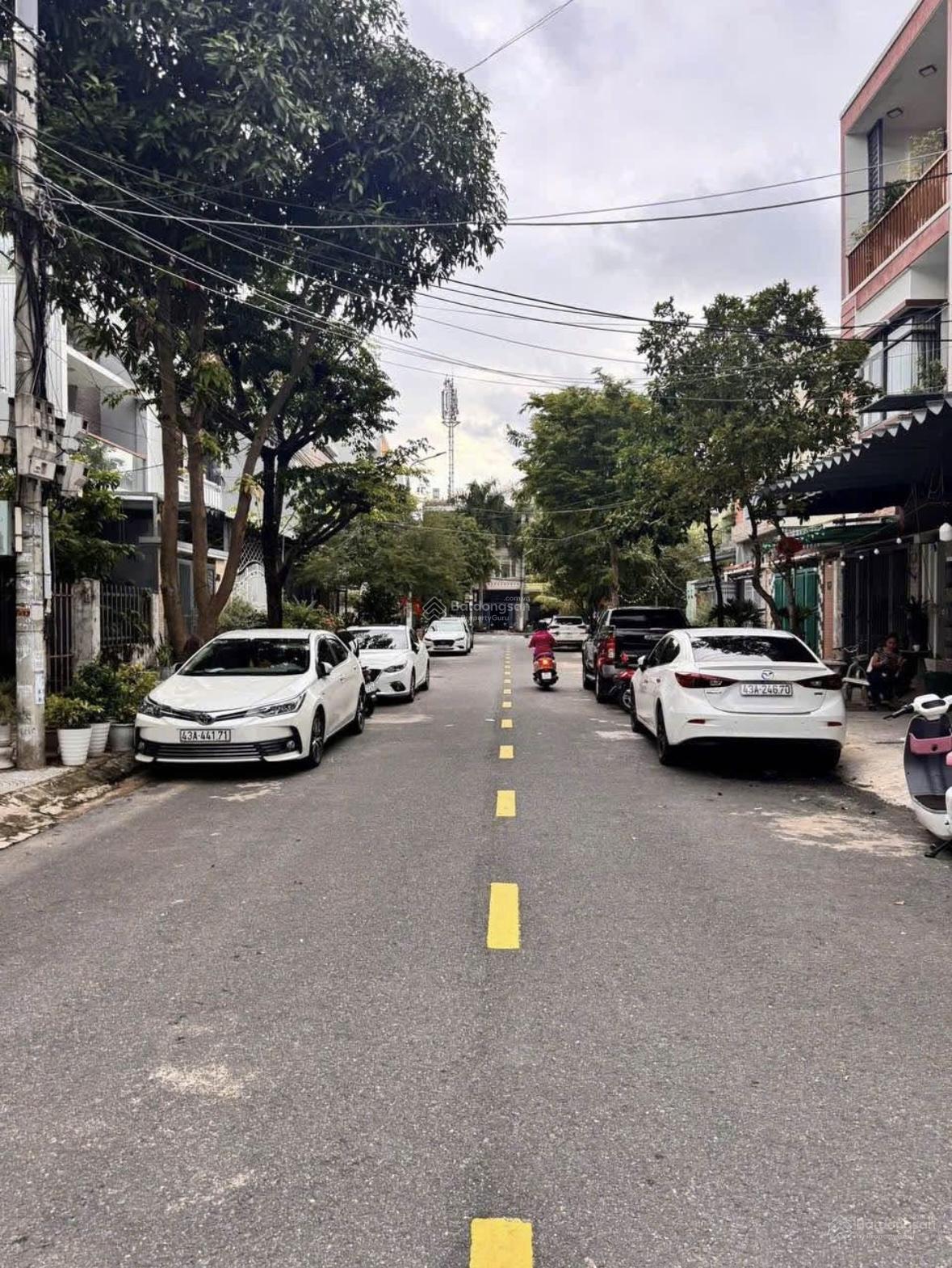 Cần bán gấp căn nhà 3 tầng mặt tiền đường Nguyễn Quang Bích gần chợ Hoà Cường quận Hải Châu