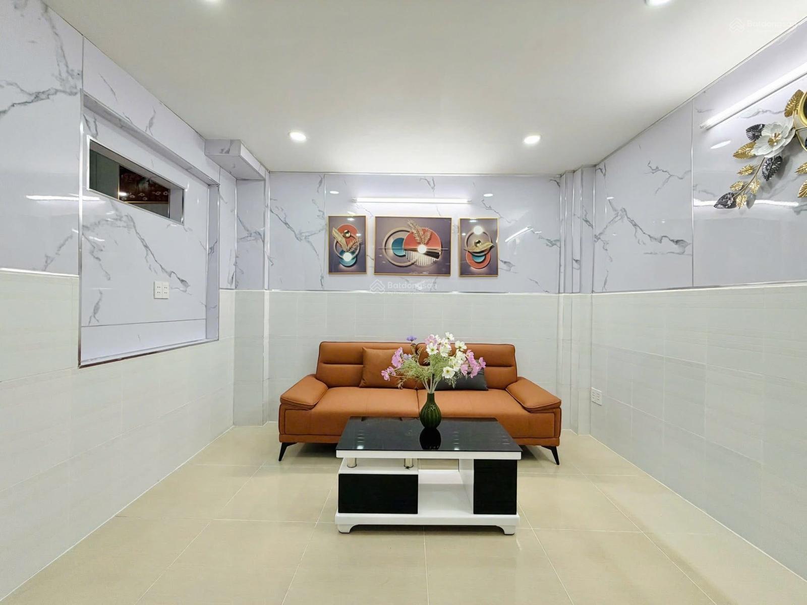 Nhà 2 lầu hẻm kế bên ST Coopmark Quang Trung p11 Gò Vấp