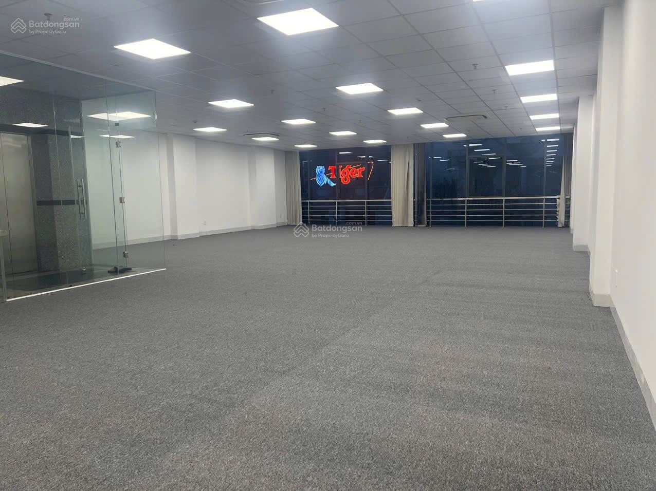 GẤP!!! Nhà Chính chủ Mặt Tiền Đường Sư Vạn Hạnh Quận 10 GẤP!!! Nhà Chính chủ Mặt Tiền Đường Sư Vạn Hạnh Quận 10