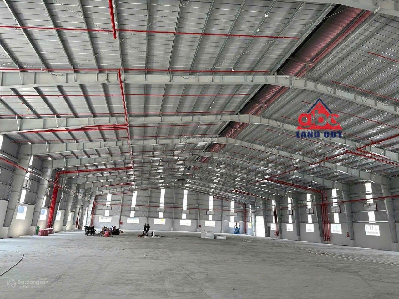 Cho thuê xưởng 29.400m2. Khuôn viên tổng 50.000m2. Trạm điện 2500kva trong KCN CNC - Đồng Nai