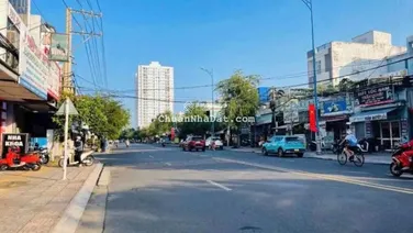 BÁN NHÀ CẤP 4 MẶT TIỀN NGUYỄN HỮU CẢNH, KĐT CHÍ LINH SEAVIEW ĐANG CHO WINMART THUÊ, DÒNG TIỀN SẴN