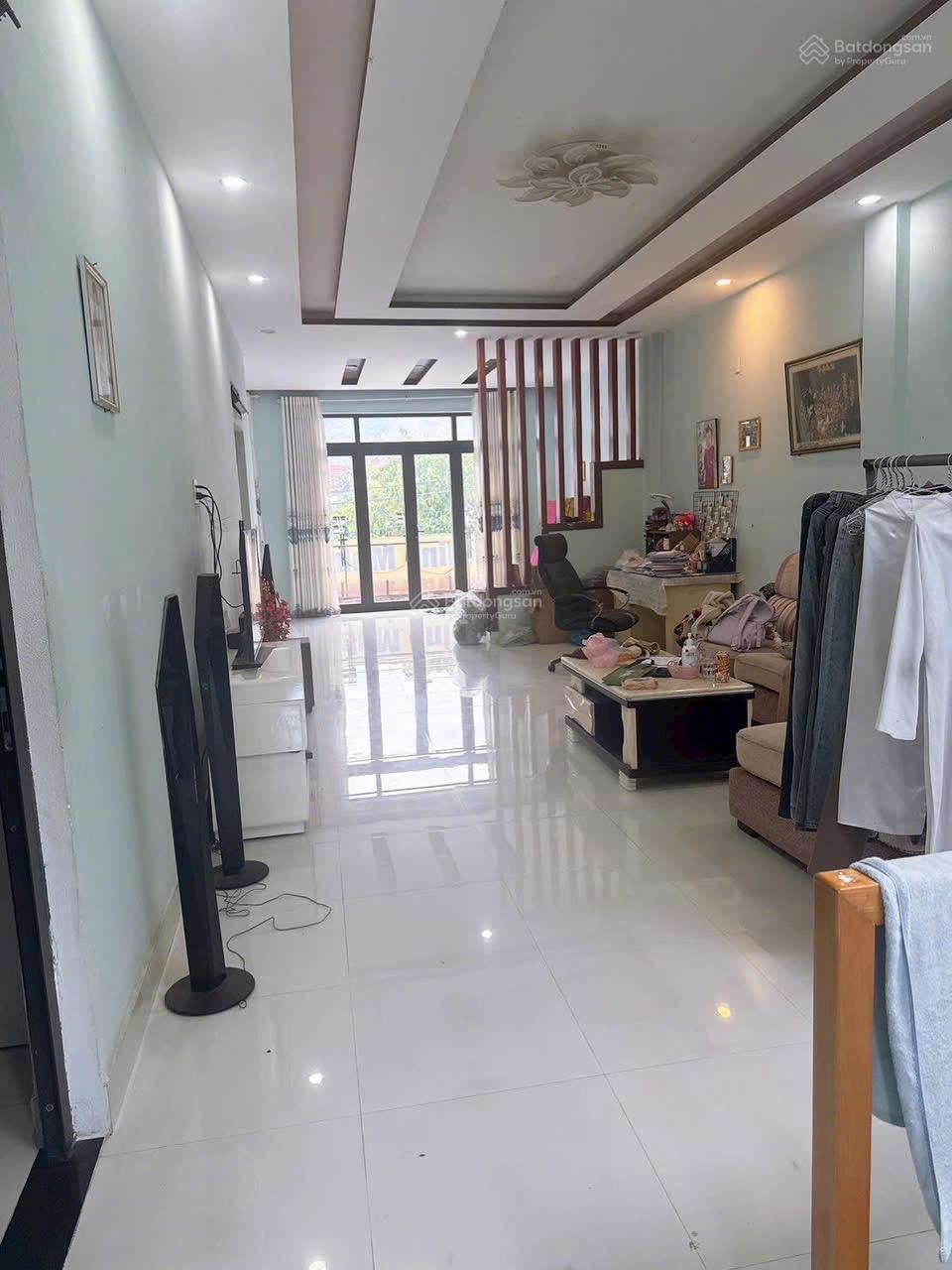 Nhà 2 tầng mặt tiền đường Âu Cơ Liên Chiểu Đà Nẵng. Vị trí kinh doanh sầm uất - Dt 200m2 ngang 8,1