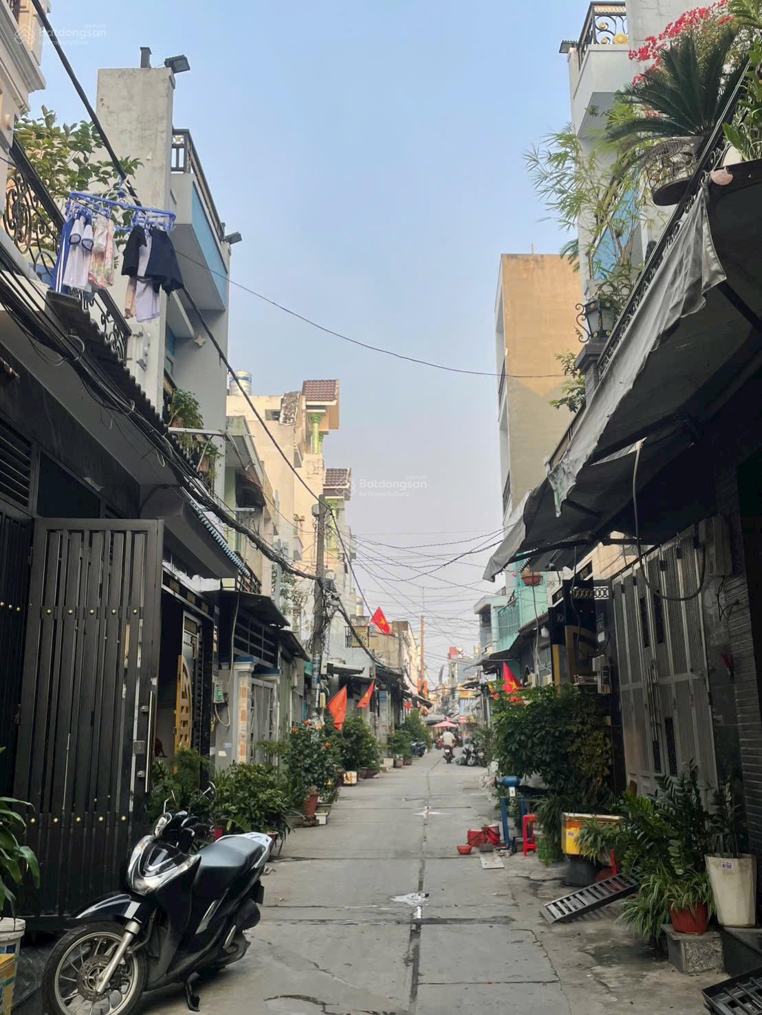 Bán nhà hẻm thông liên khu 5-6, BHHB, bình tân, 4x12 2 lầu, hẻm thông giá 5tỷ2 Tl