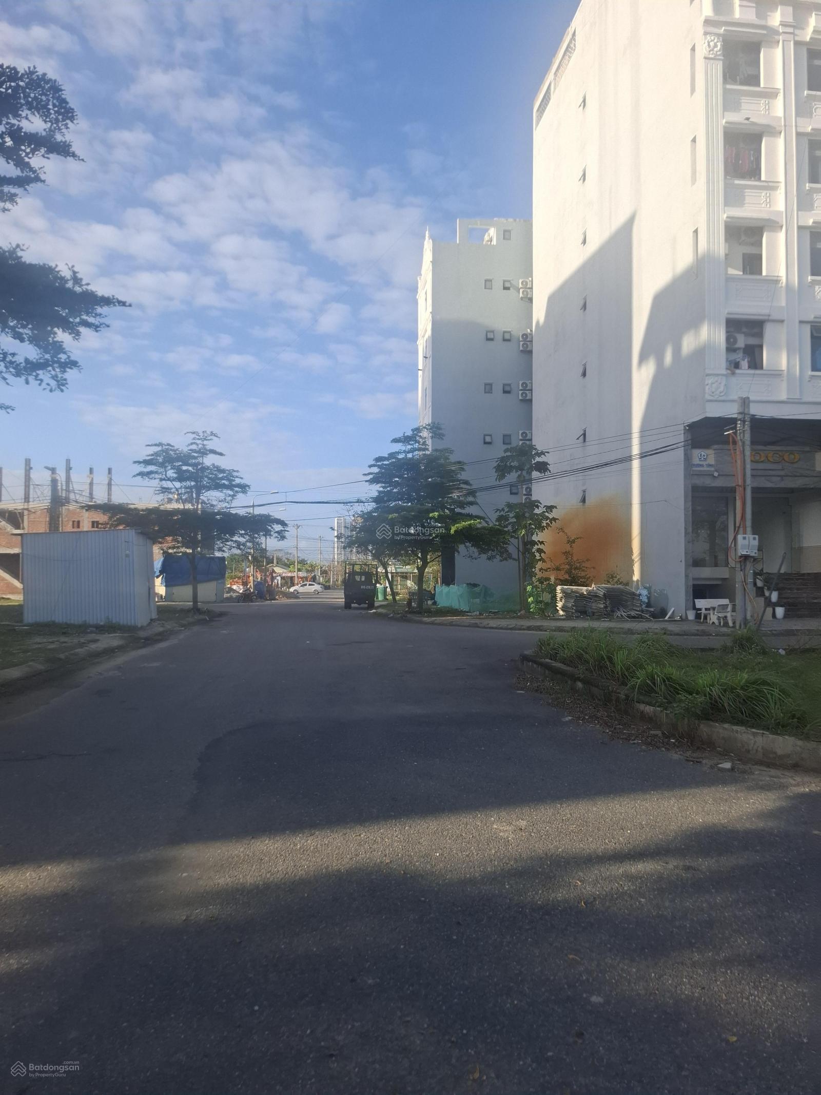 Trục 27m dsđn!!tại kđt green city.Diện tích 120m2.lock lk7 rẻ nhất dự án chỉ 4.7ty(lvcc)