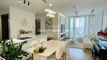 Chính chủ bán gấp căn 3PN, 2WC giá chỉ 8.1 tỷ. Liên hệ: 0964 161 ***