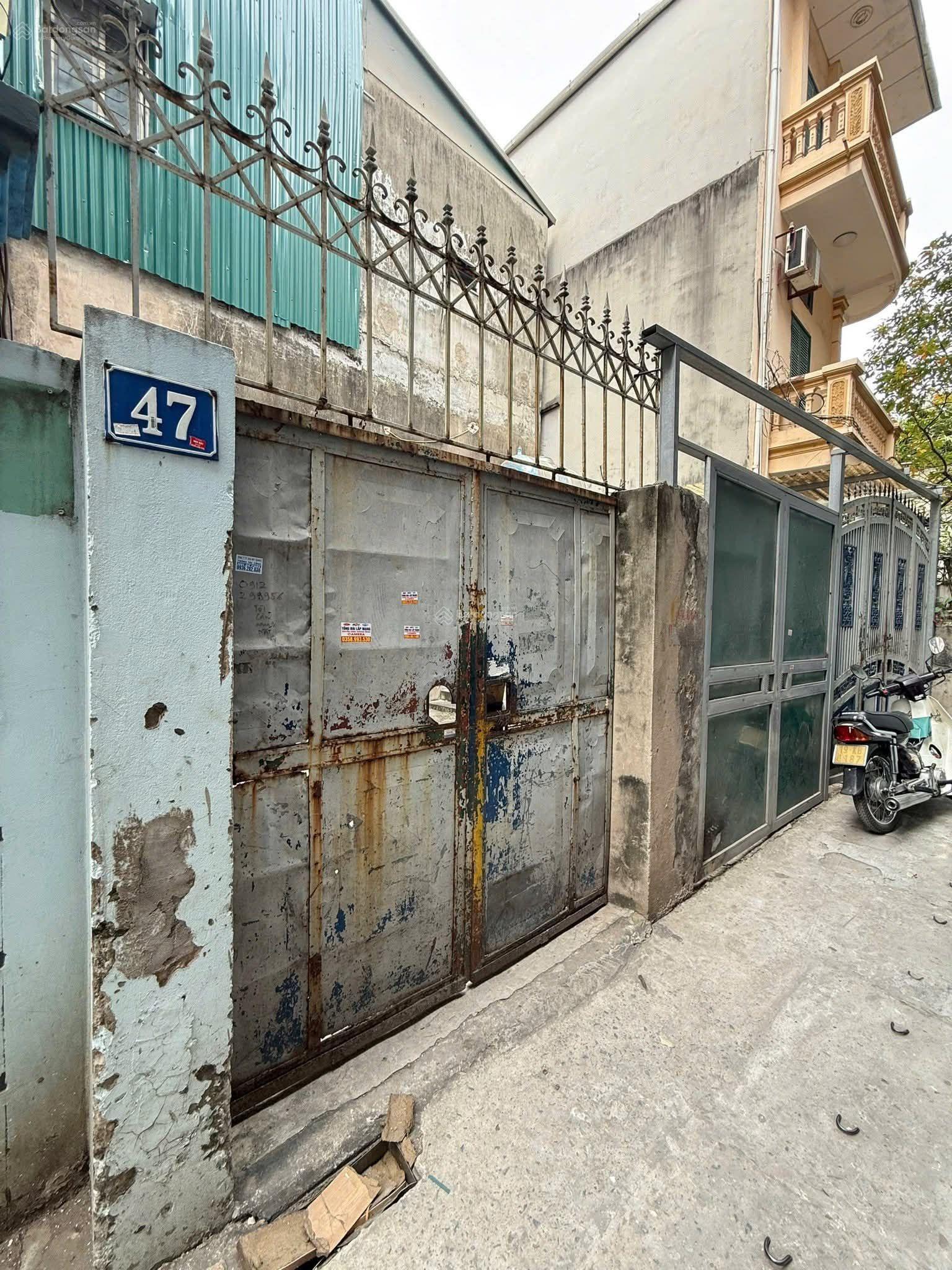 Có 102! Bán đất khu Mai Dịch, Hồ Tùng Mậu, Cầu Giấy, ô tô, gần hồ, 46m2, MT 6m giá nhỉnh 6 tỷ Có 102! Bán đất khu Mai Dịch, Hồ Tùng Mậu, Cầu Giấy, ô tô, gần hồ, 46m2, MT 6m giá nhỉnh 6 tỷ