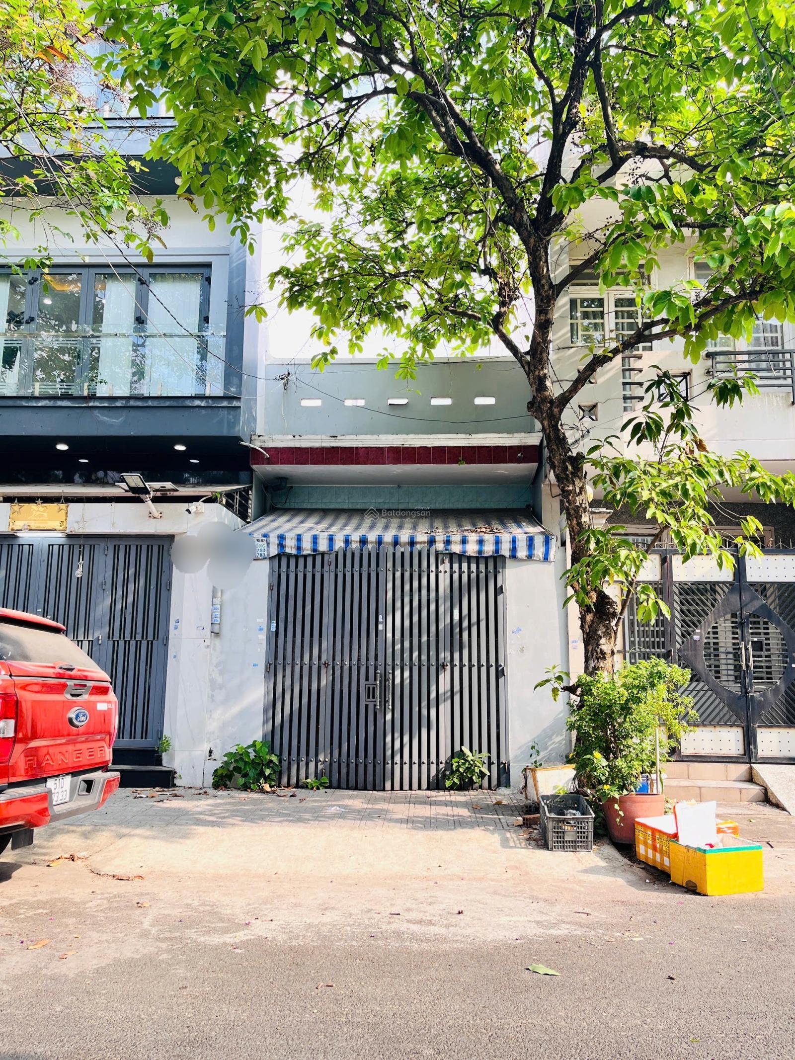 8.9 tỷ - Bán nhà mặt tiền đường 13m Đỗ Bí, Q. Tân Phú 77m2 đúc lửng