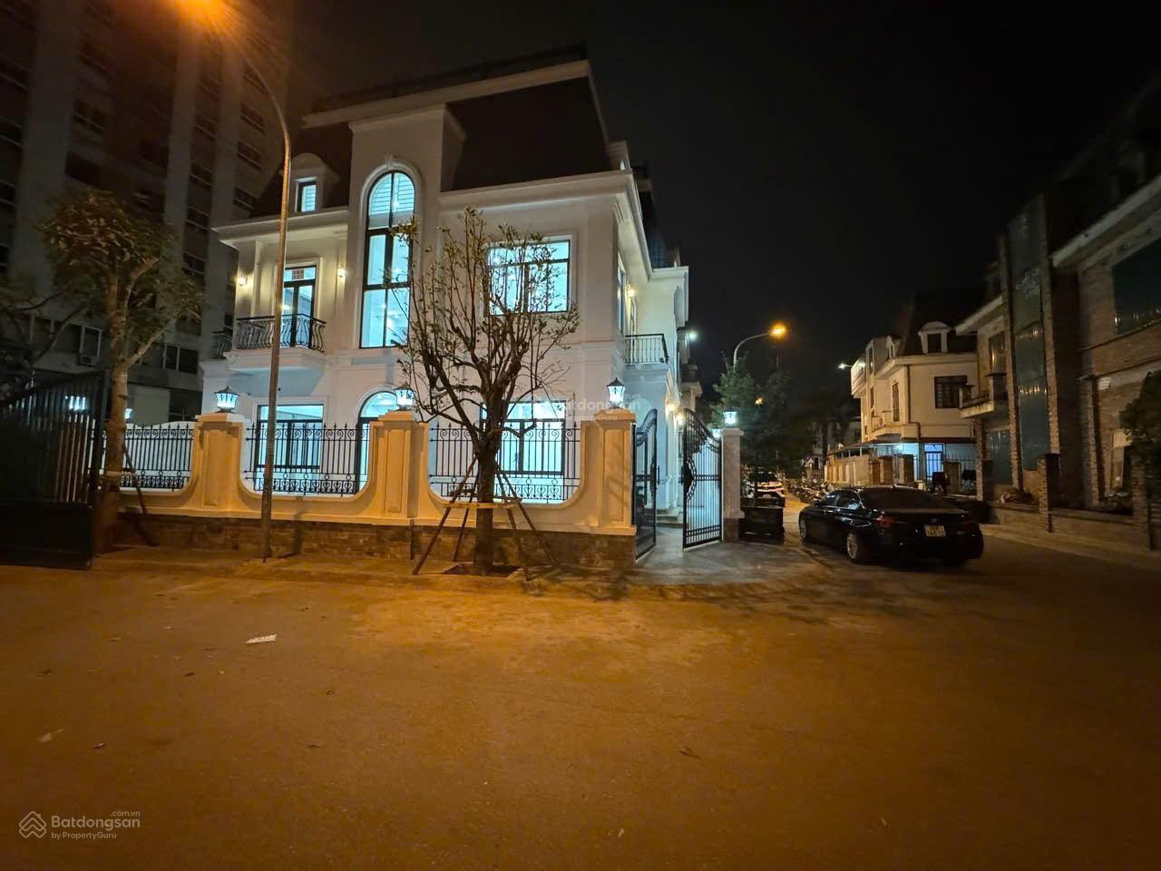 Bán nhanh biệt thự 3 mặt tiền, 65 tỷ, 205.7m2, giá siêu hời tại Sa Đôi, Đại Mỗ, Nam Từ Liêm, Hà Nội