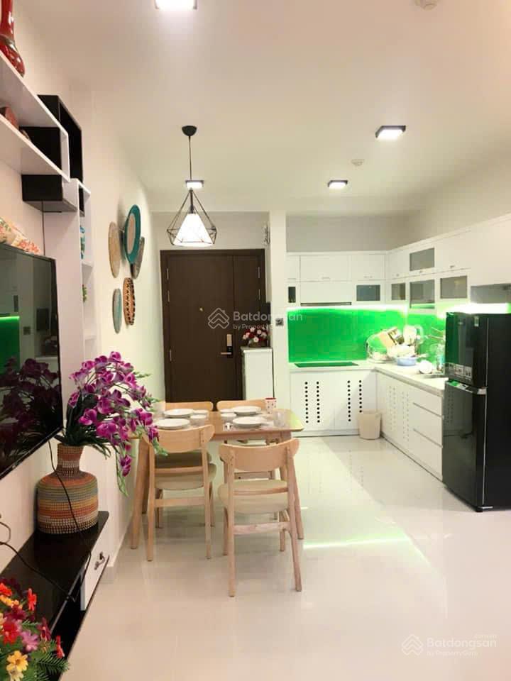 Thuê Saigon Royal 2PN 60m2 ban công view thoáng ngay Bến Vân Đồn Quận 4 sát Q1 Q3-LH 0775 924 *** Thuê Saigon Royal 2PN 60m2 ban công view thoáng ngay Bến Vân Đồn Quận 4 sát Q1 Q3-LH 0775 924 ***